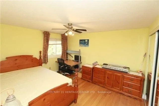 21 Chloe Crescent, #Main