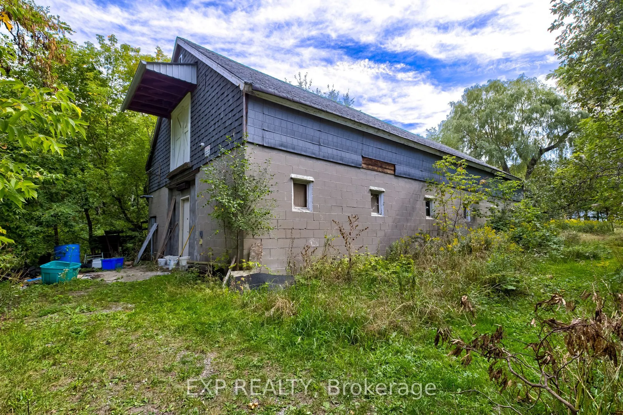 3791 Vivian Road