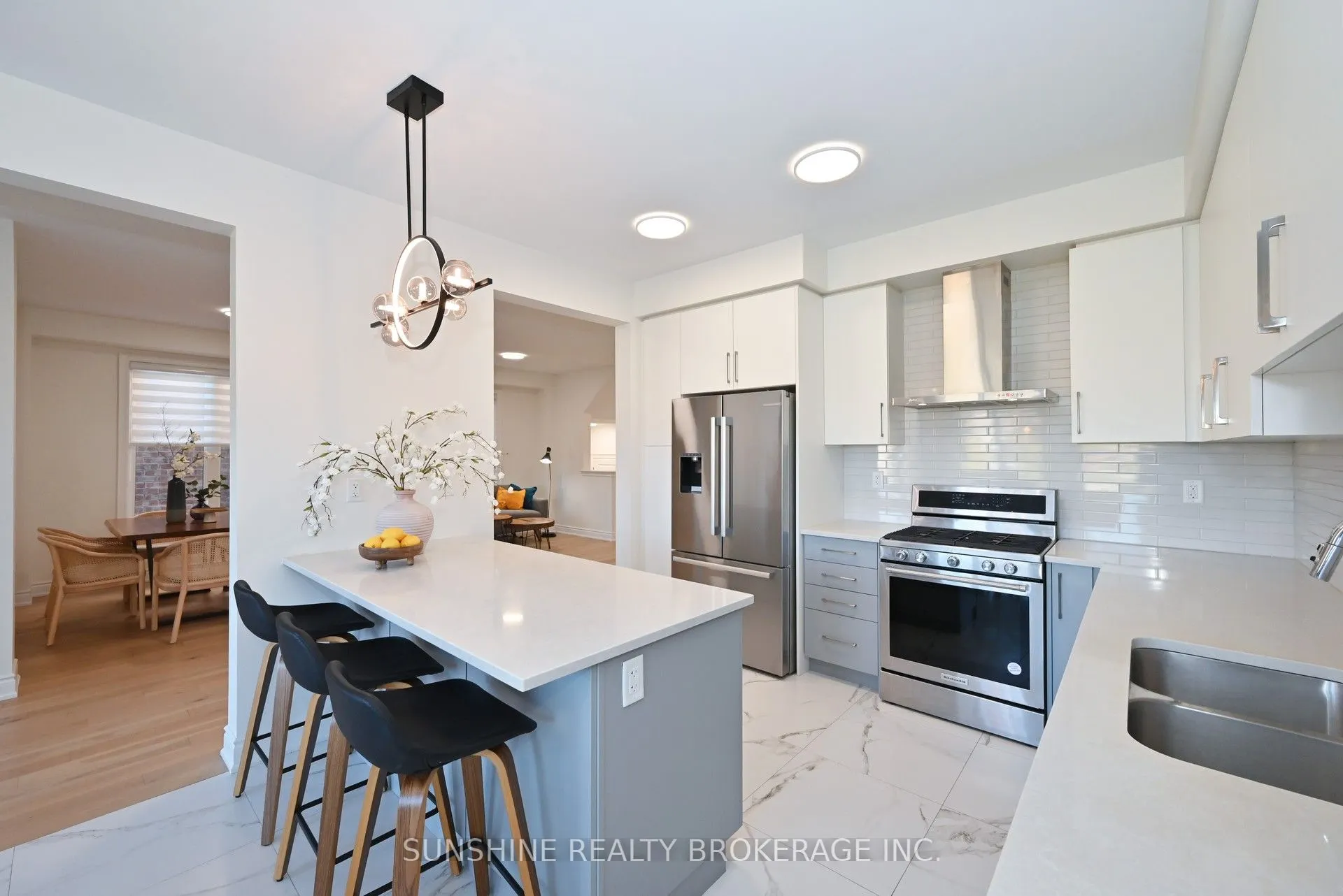 12 Meadow Vista Crescent