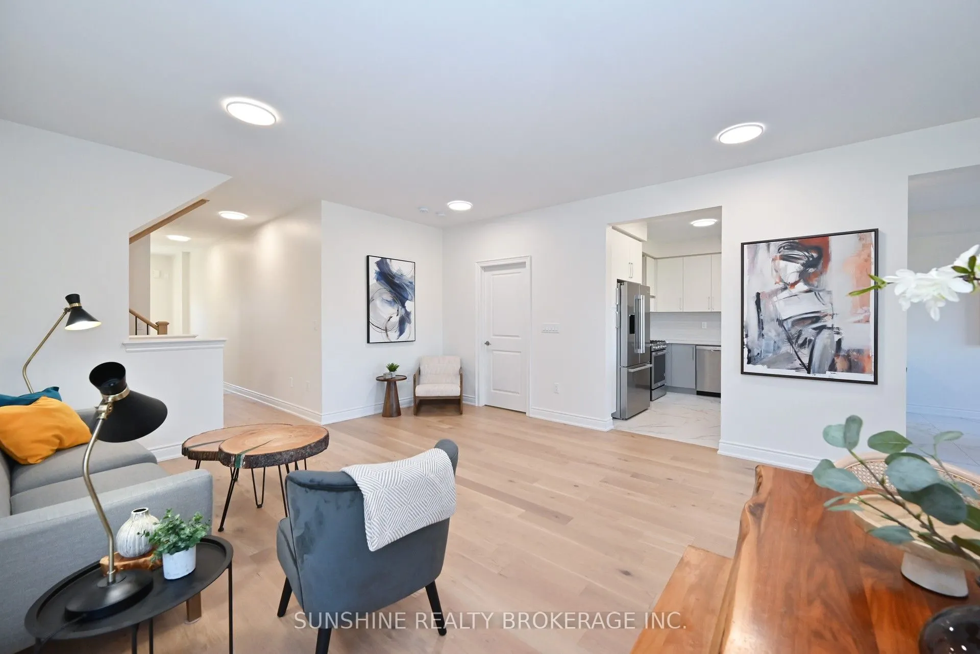 12 Meadow Vista Crescent