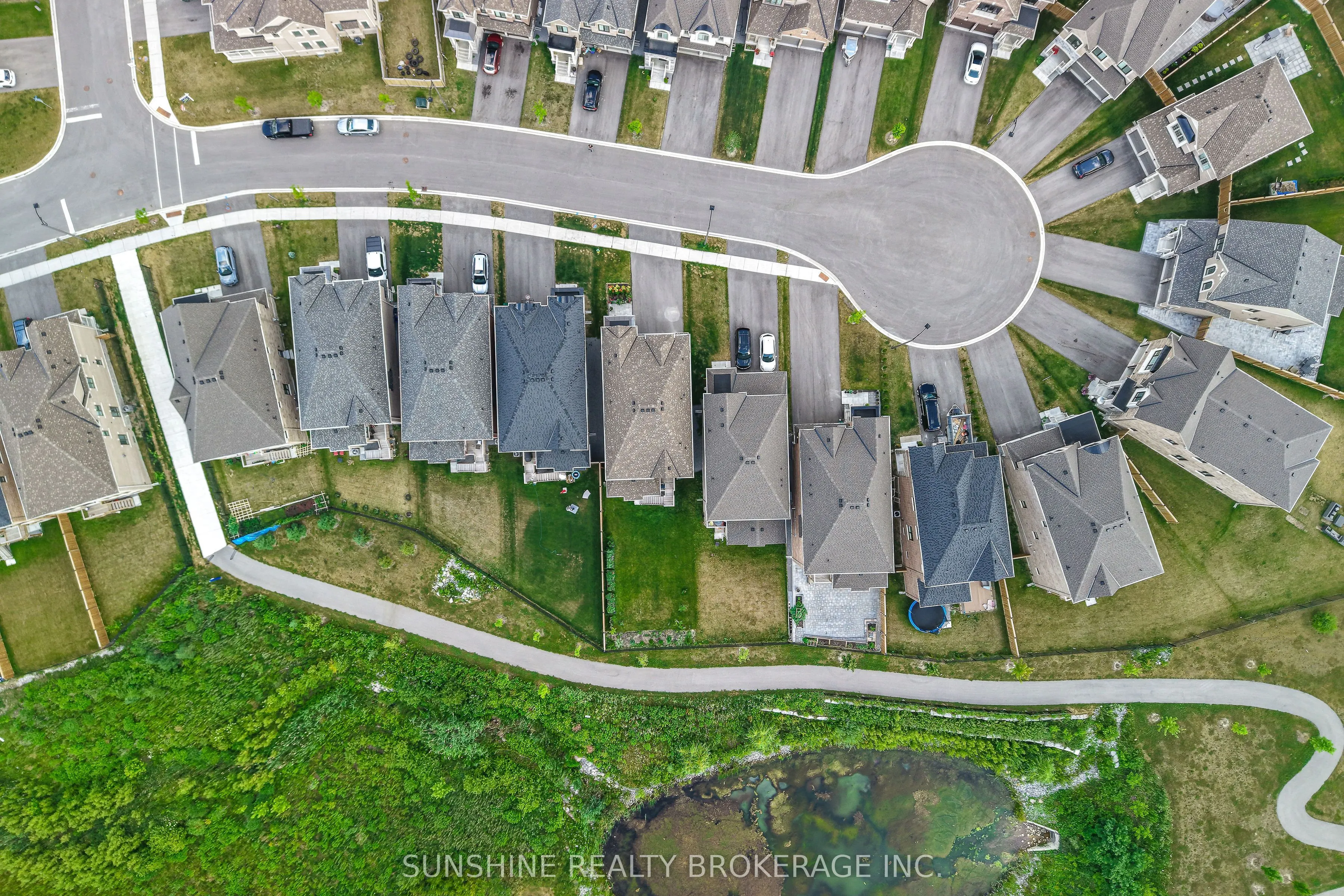 12 Meadow Vista Crescent