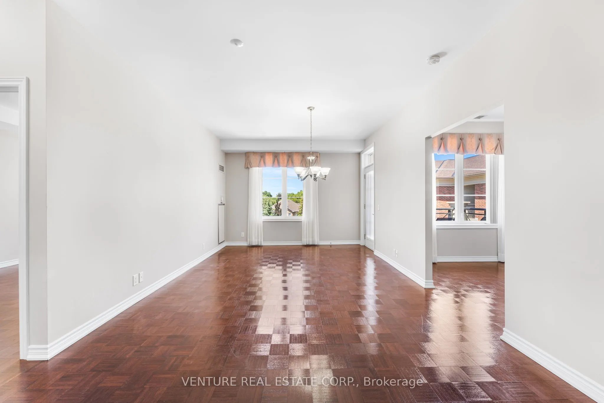 9519 Keele Street, #302
