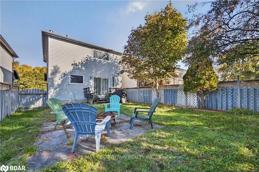 14 CORRIE Crescent