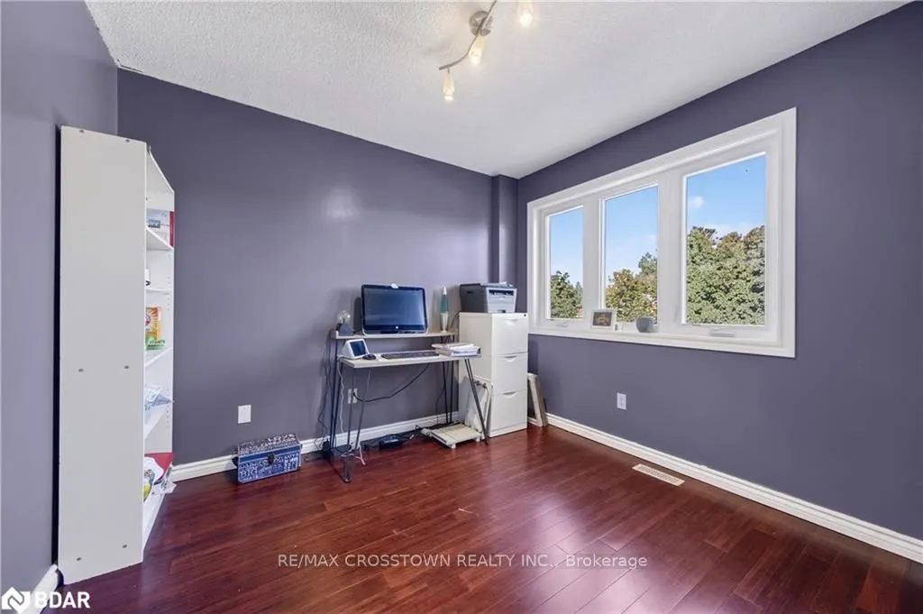 14 CORRIE Crescent