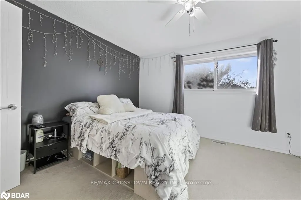 14 CORRIE Crescent