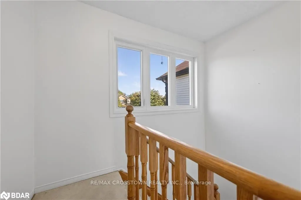 14 CORRIE Crescent