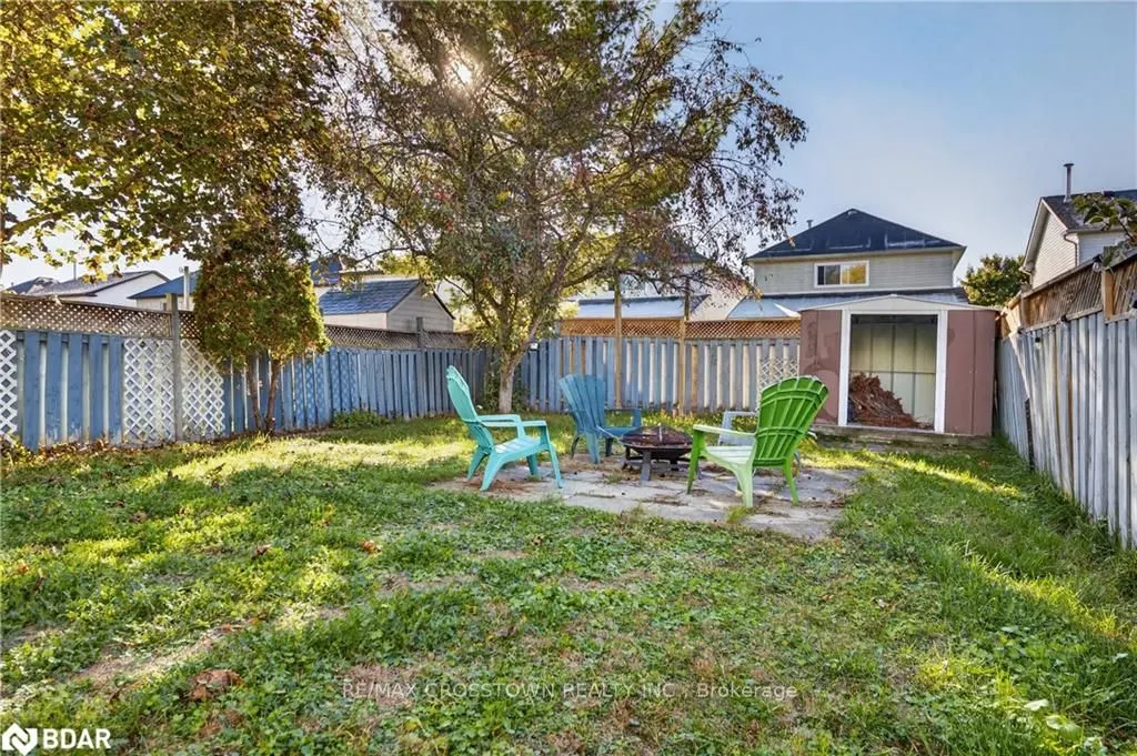 14 CORRIE Crescent