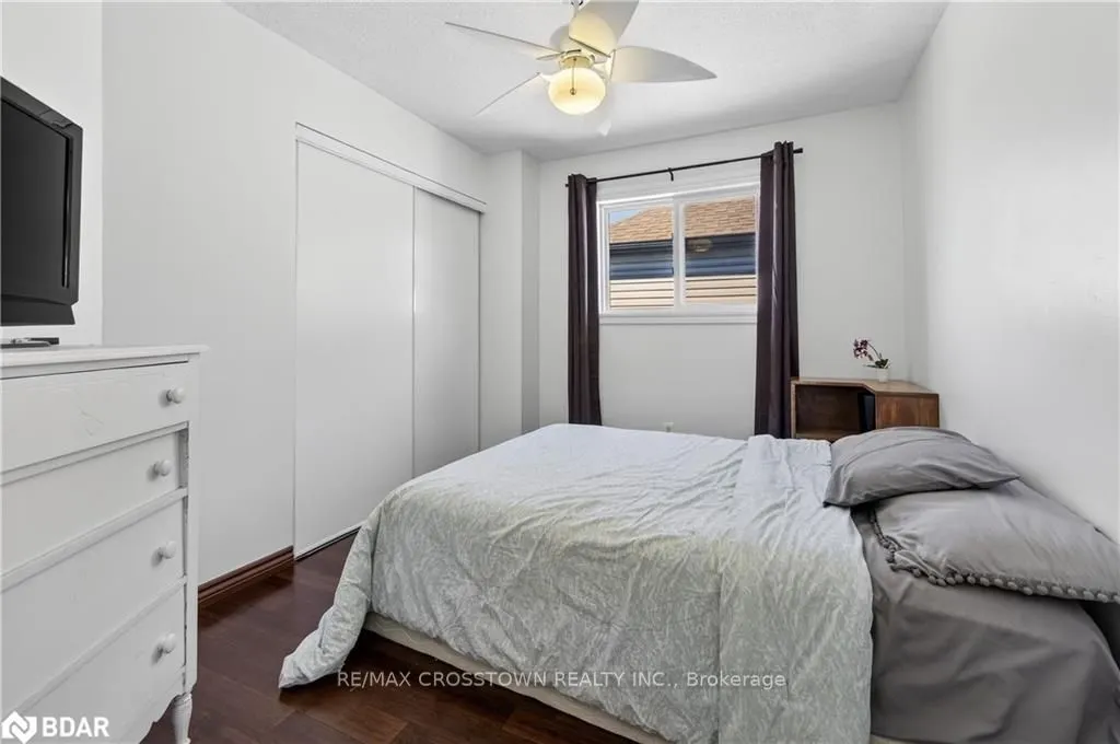 14 CORRIE Crescent