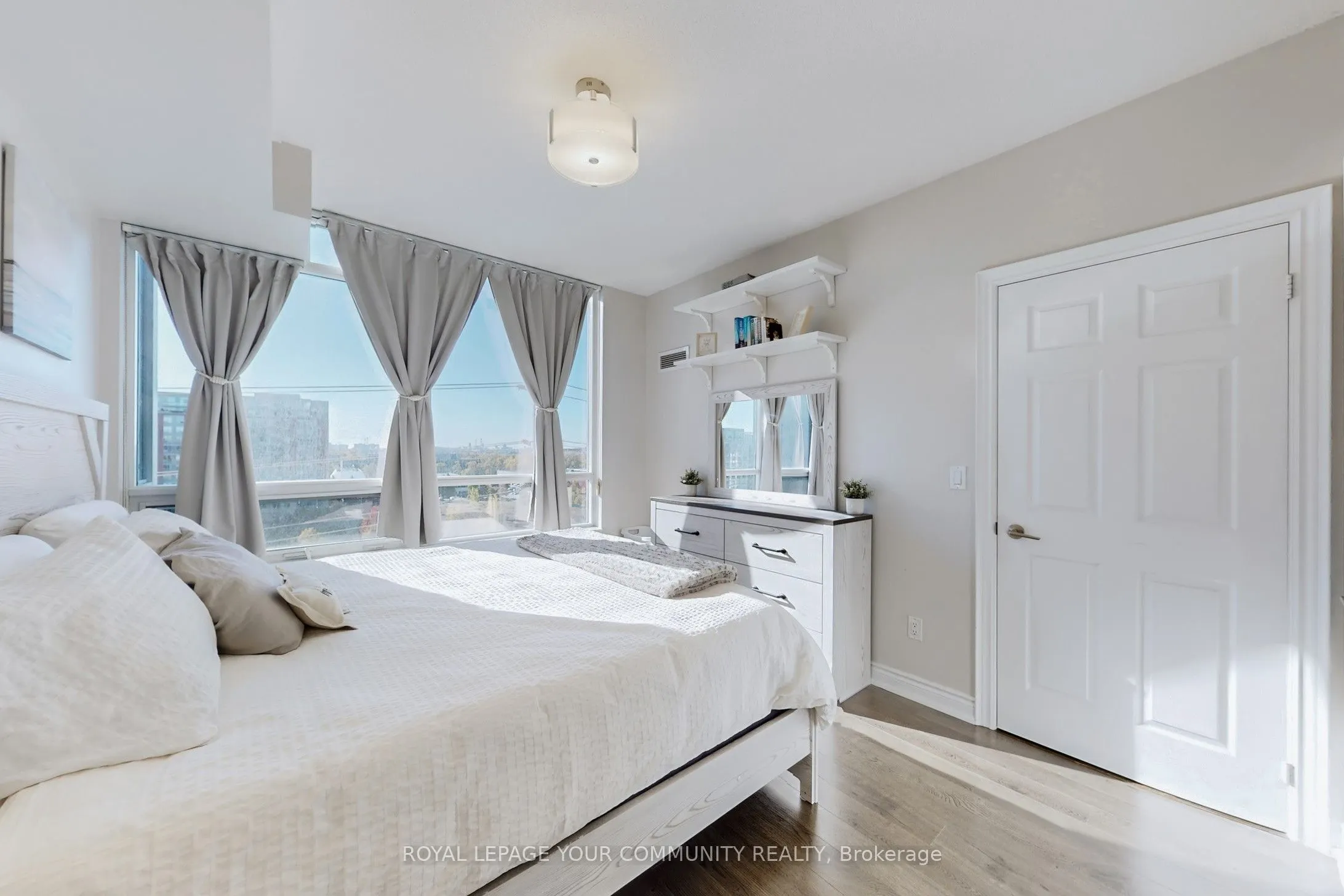 23 Cox Boulevard, #962