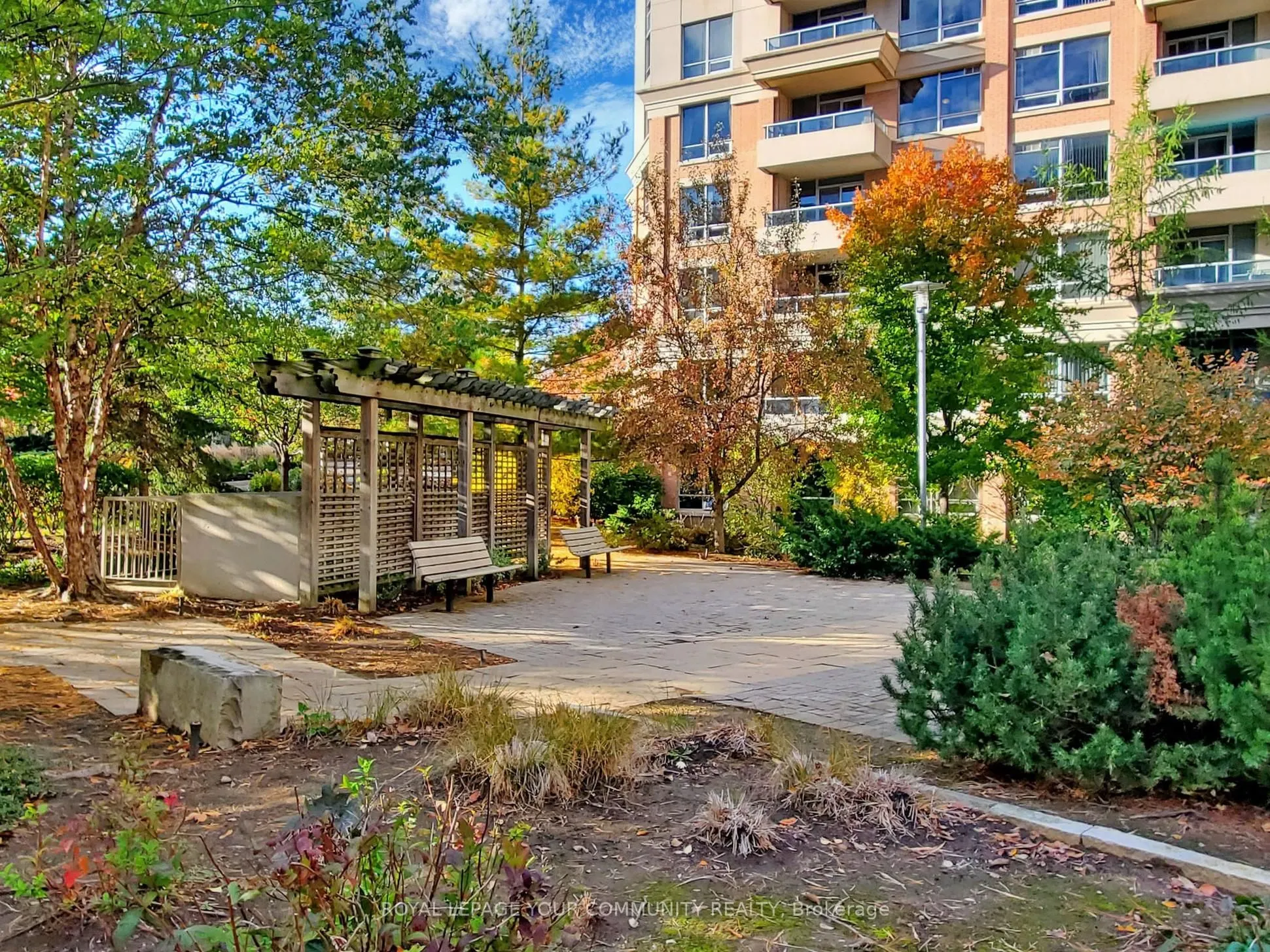 23 Cox Boulevard, #962