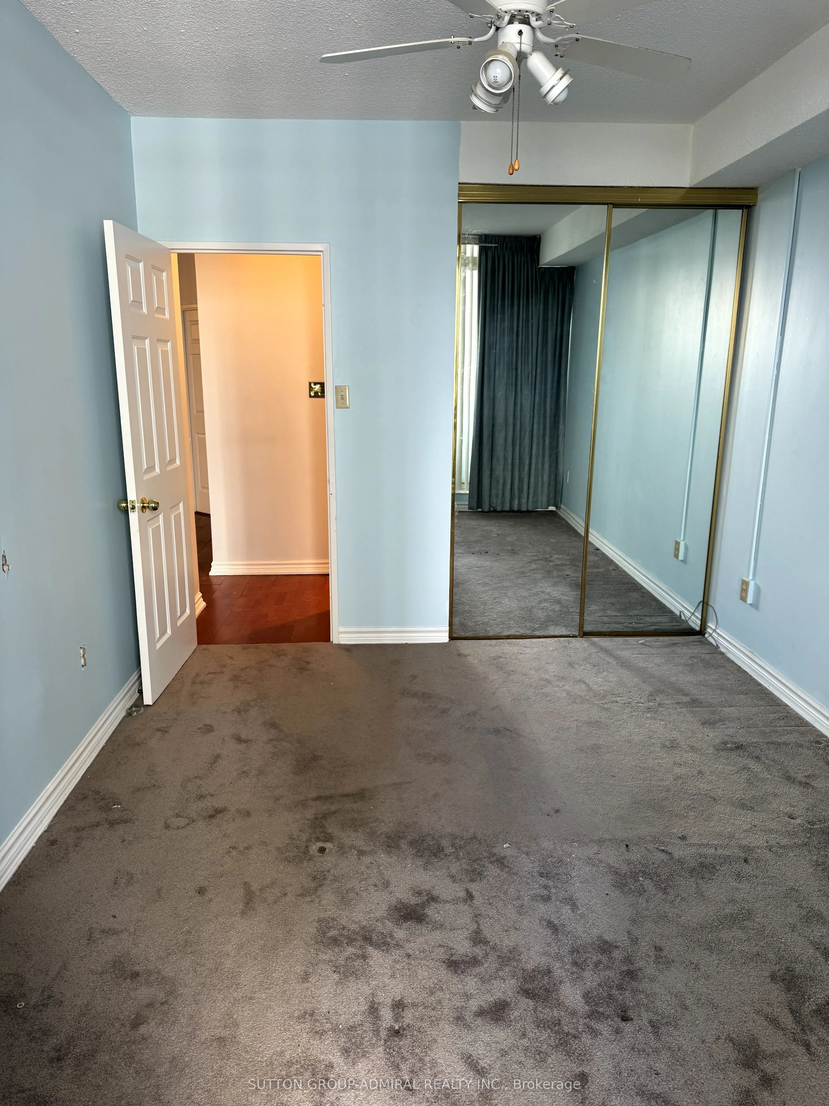 333 Clark Avenue W, #711