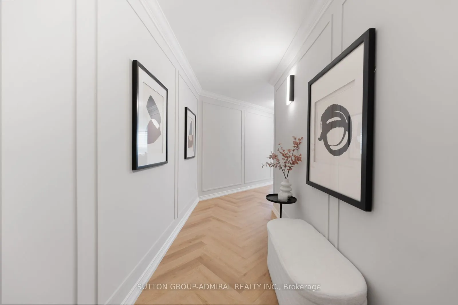7 Townsgate Drive, #304