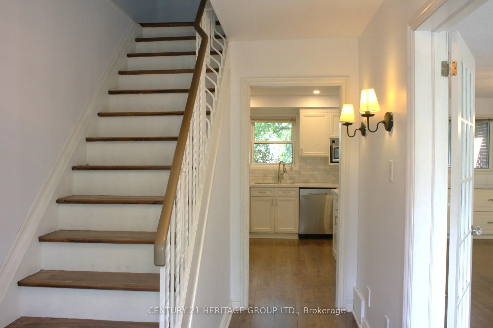 42 Jerman Street, #4