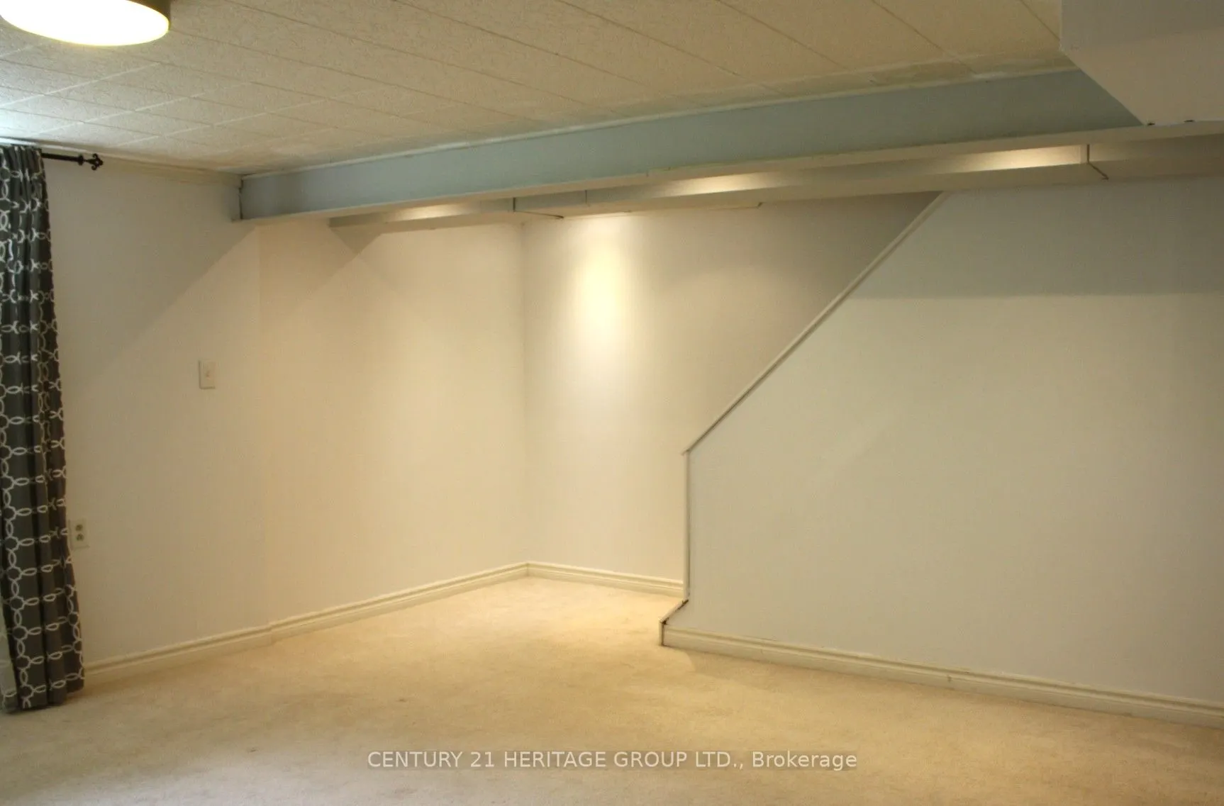 42 Jerman Street, #4
