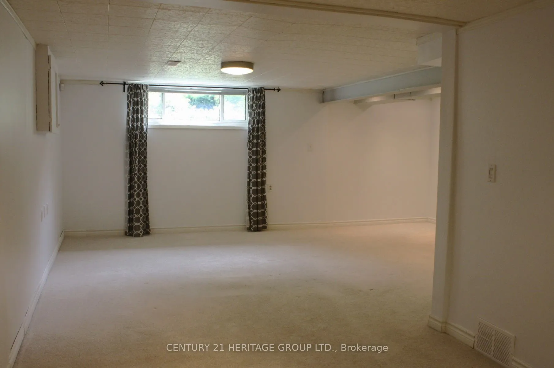 42 Jerman Street, #4