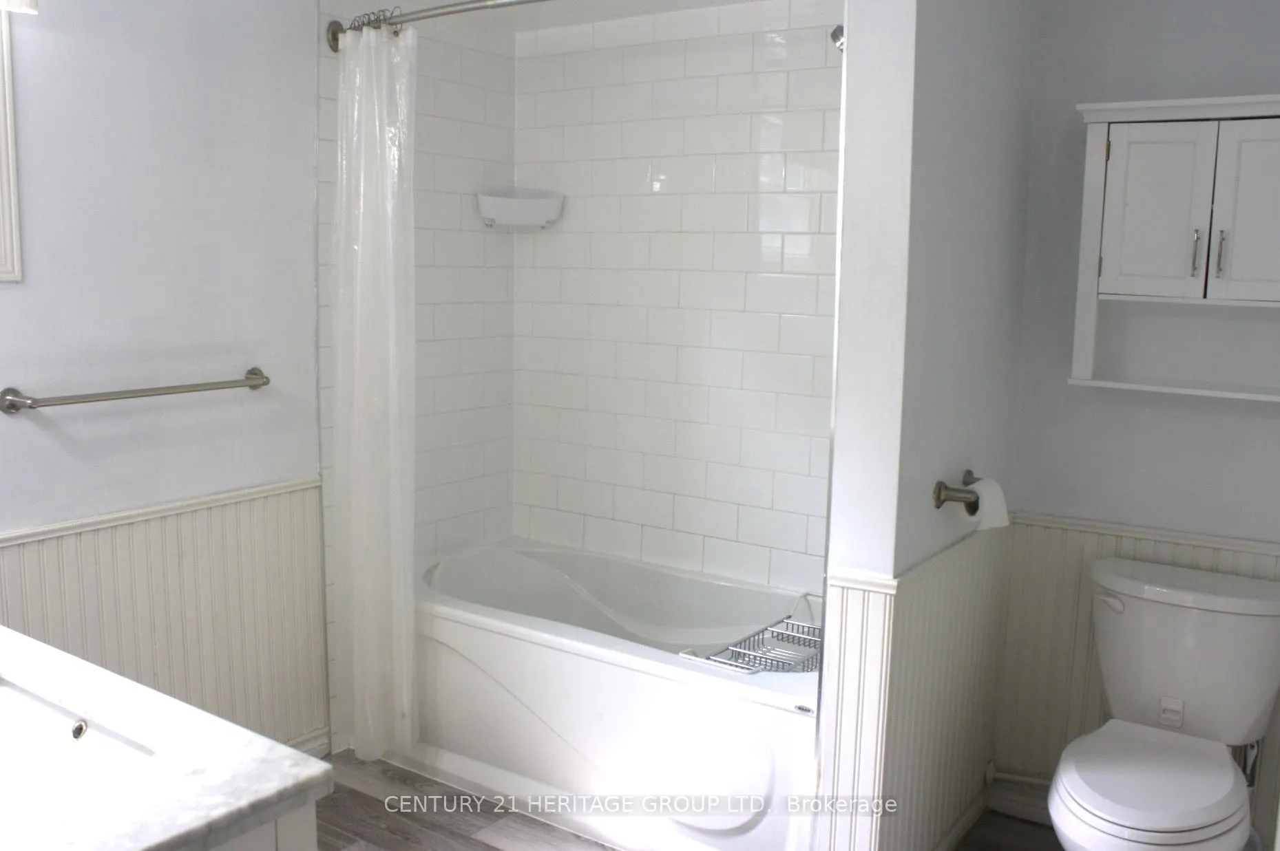 42 Jerman Street, #4