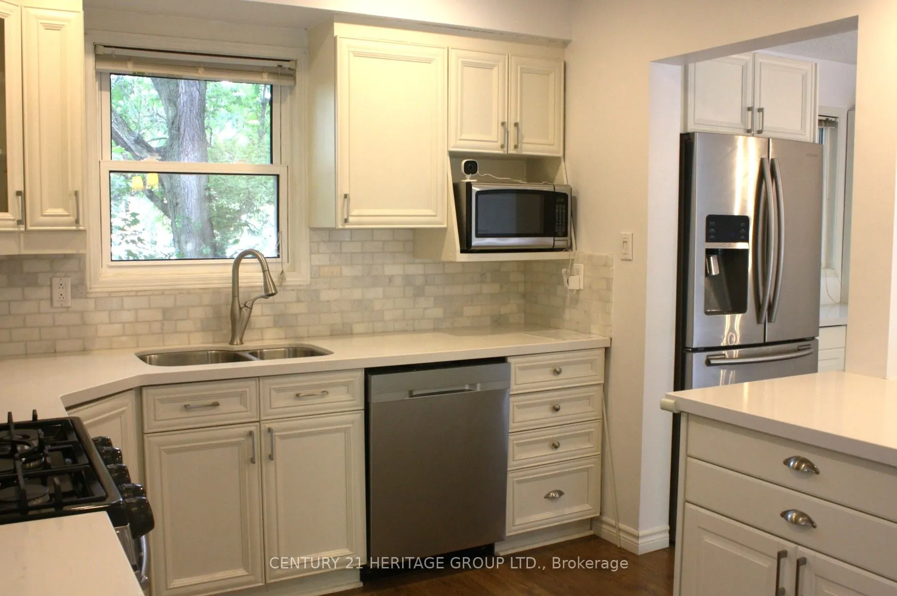 42 Jerman Street, #4