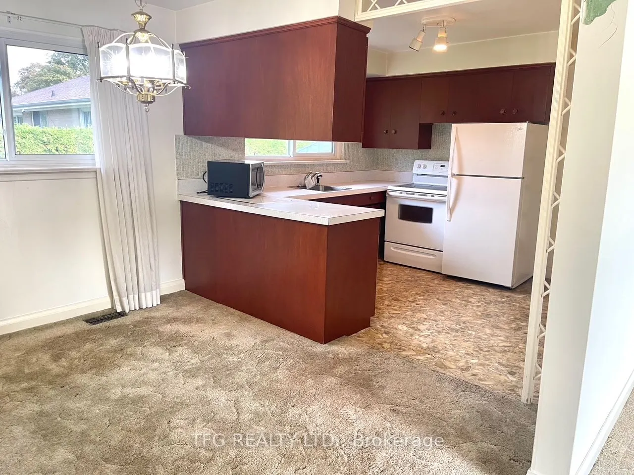 6 Galsworthy Drive