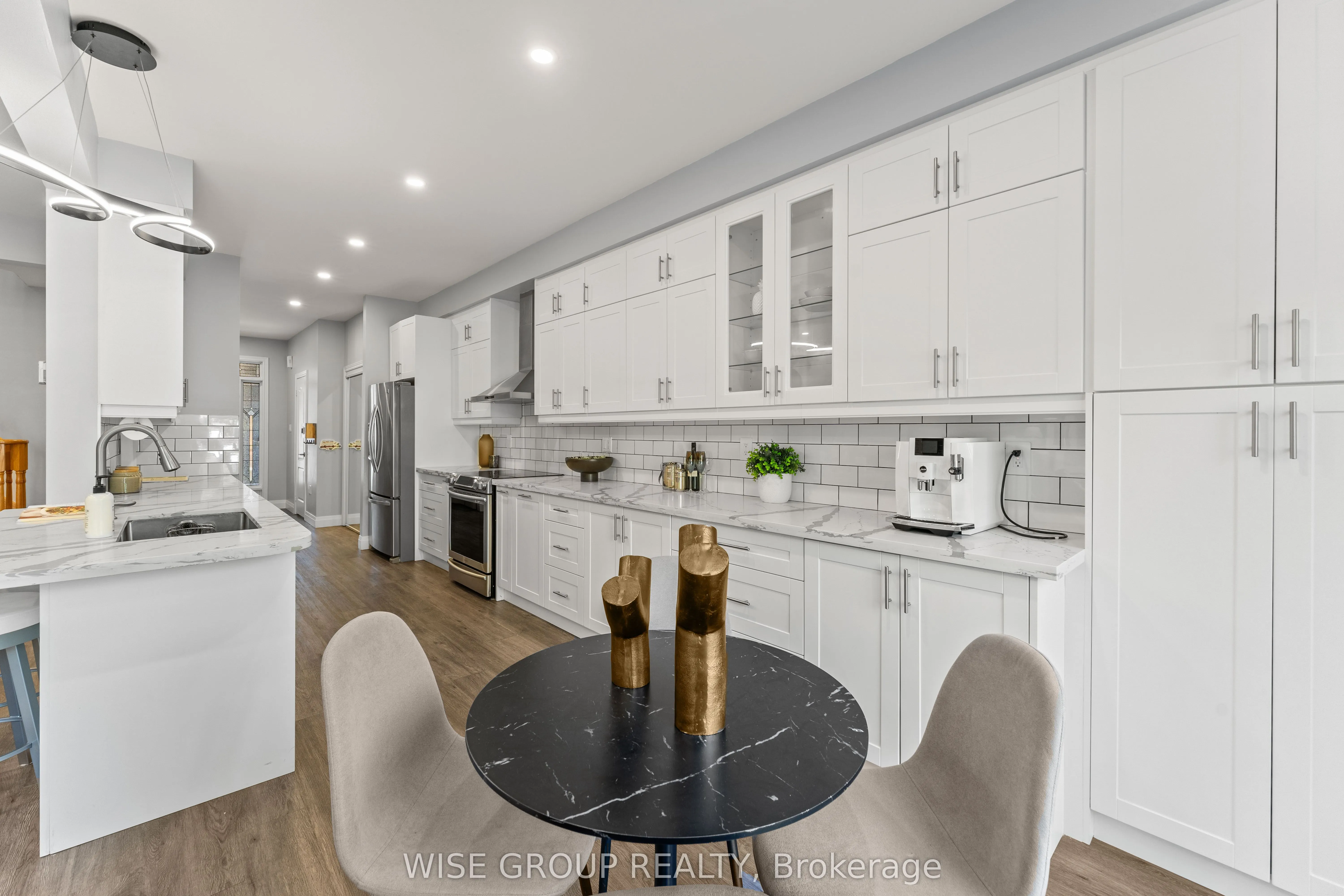 125 Mistywood Crescent