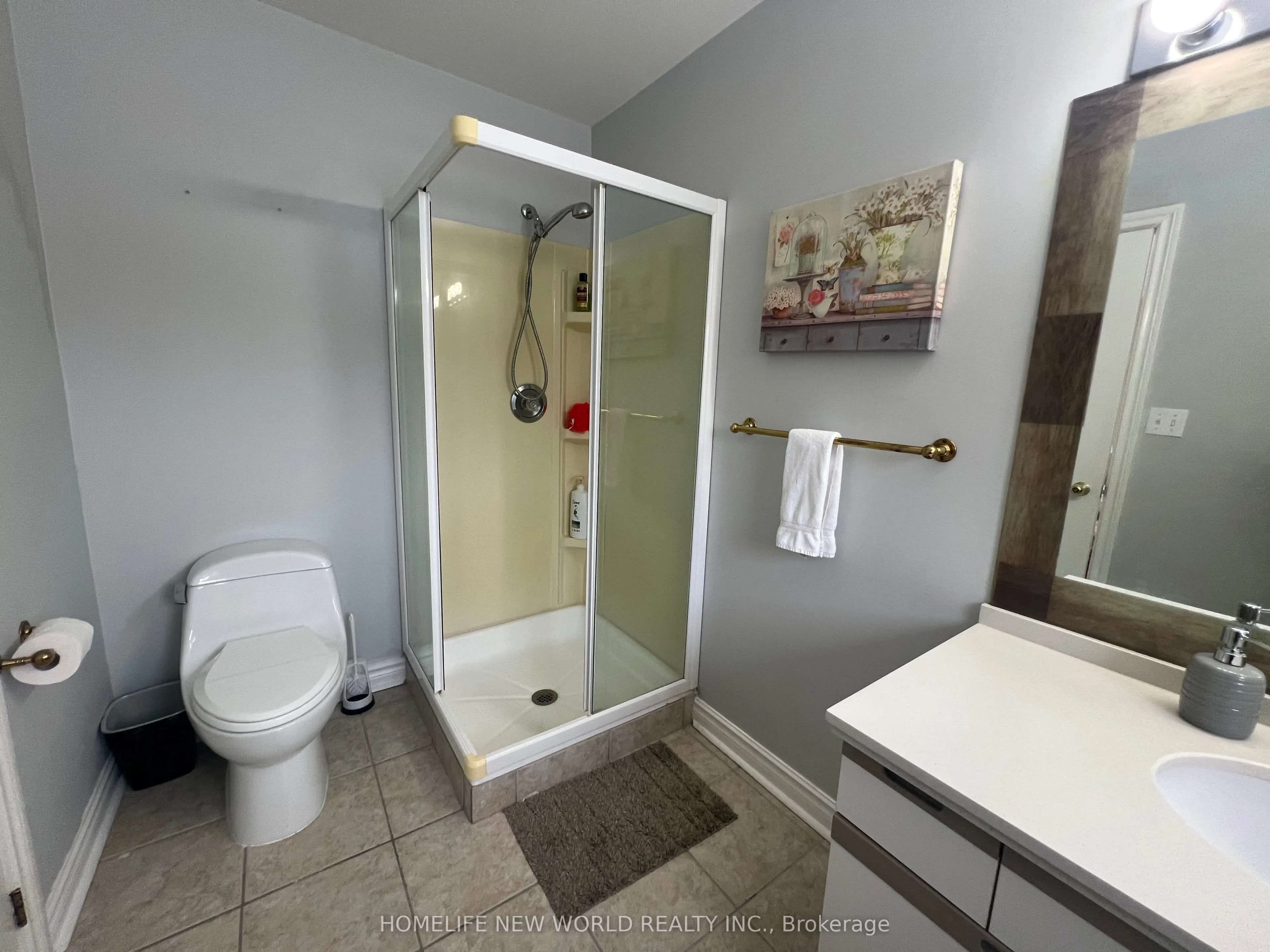 253 Lakeland Crescent