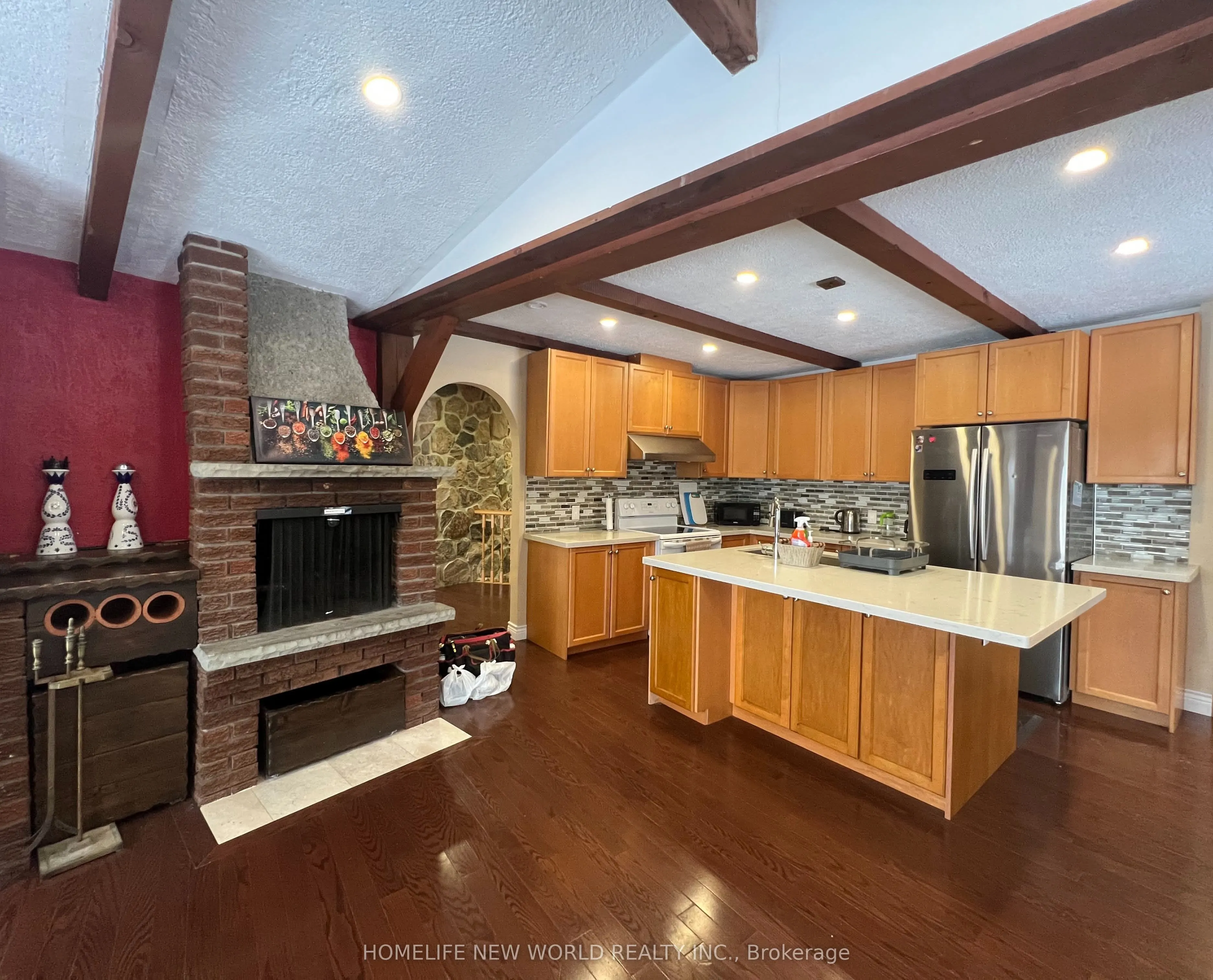 3134 Bloomington Road