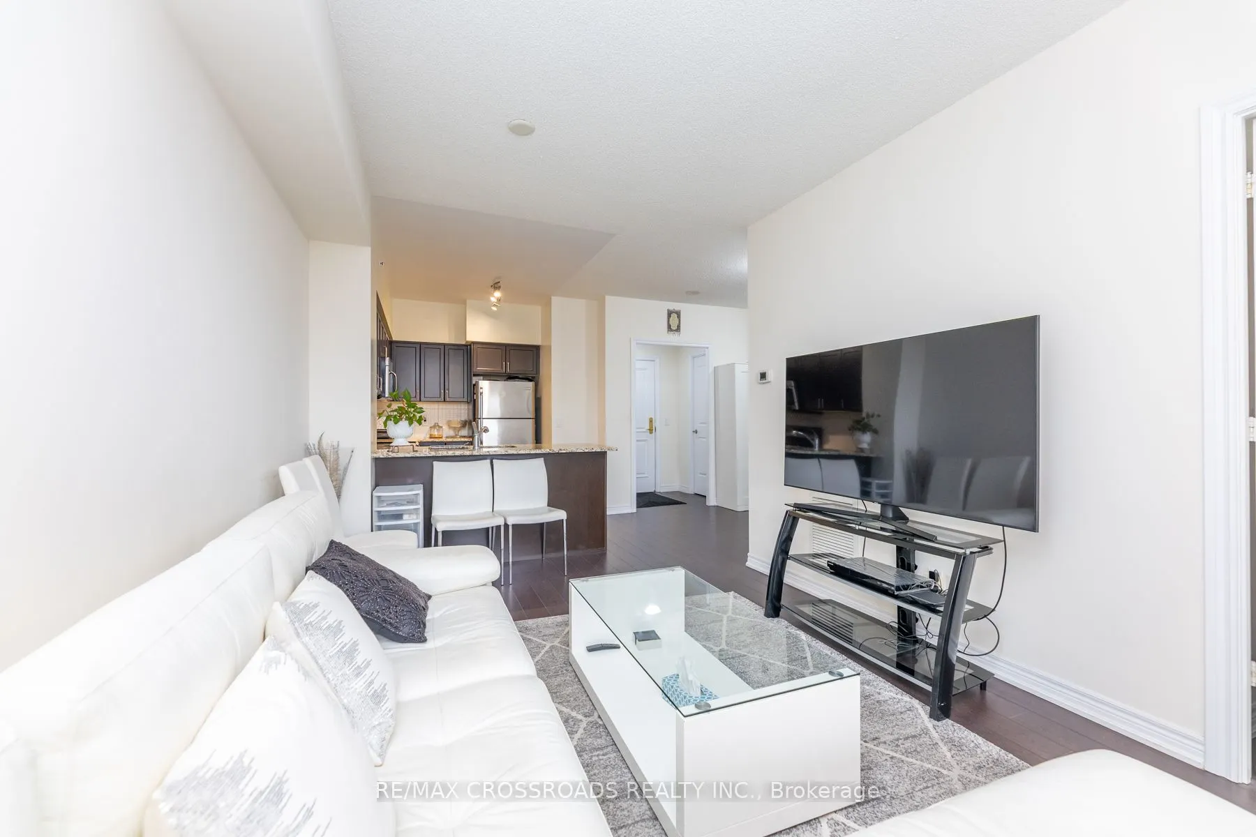 9255 Jane Street, #410