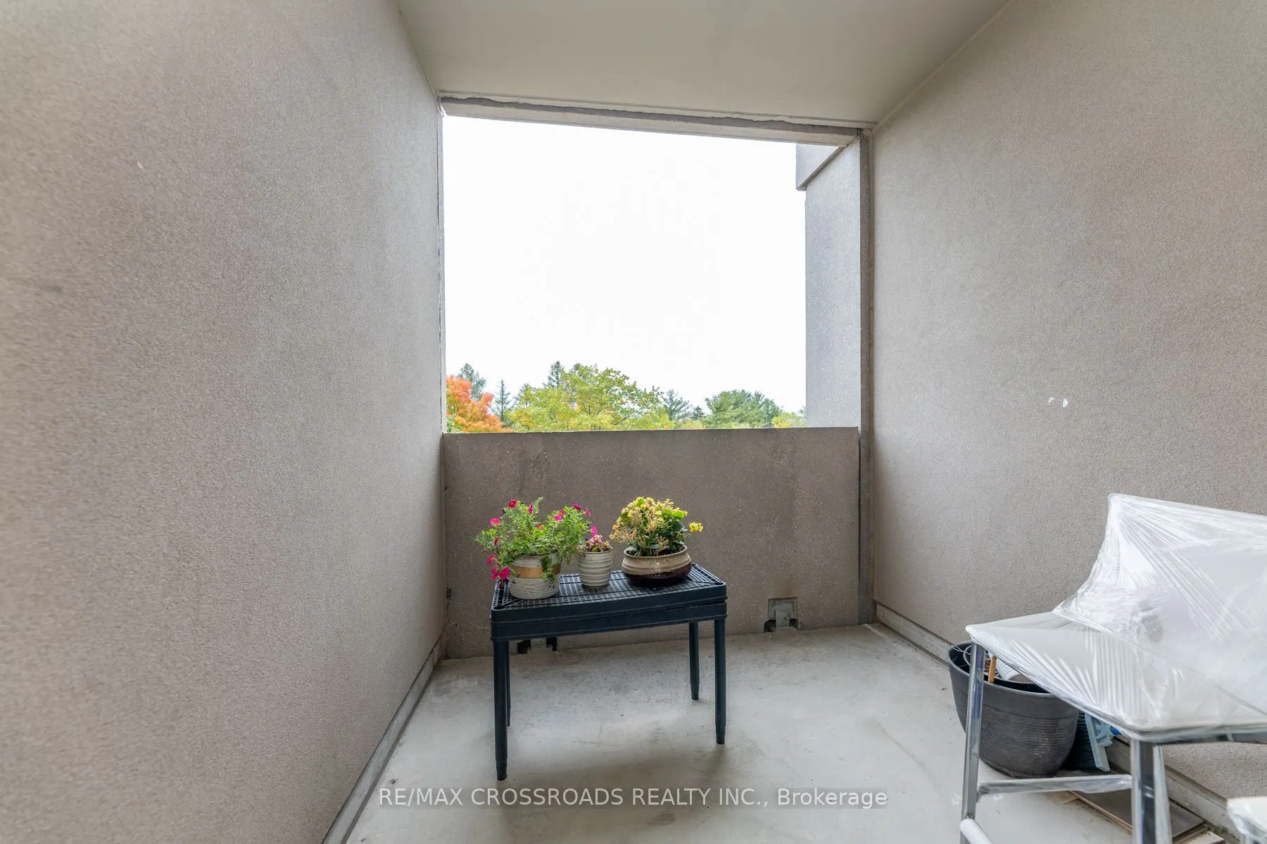 9255 Jane Street, #410