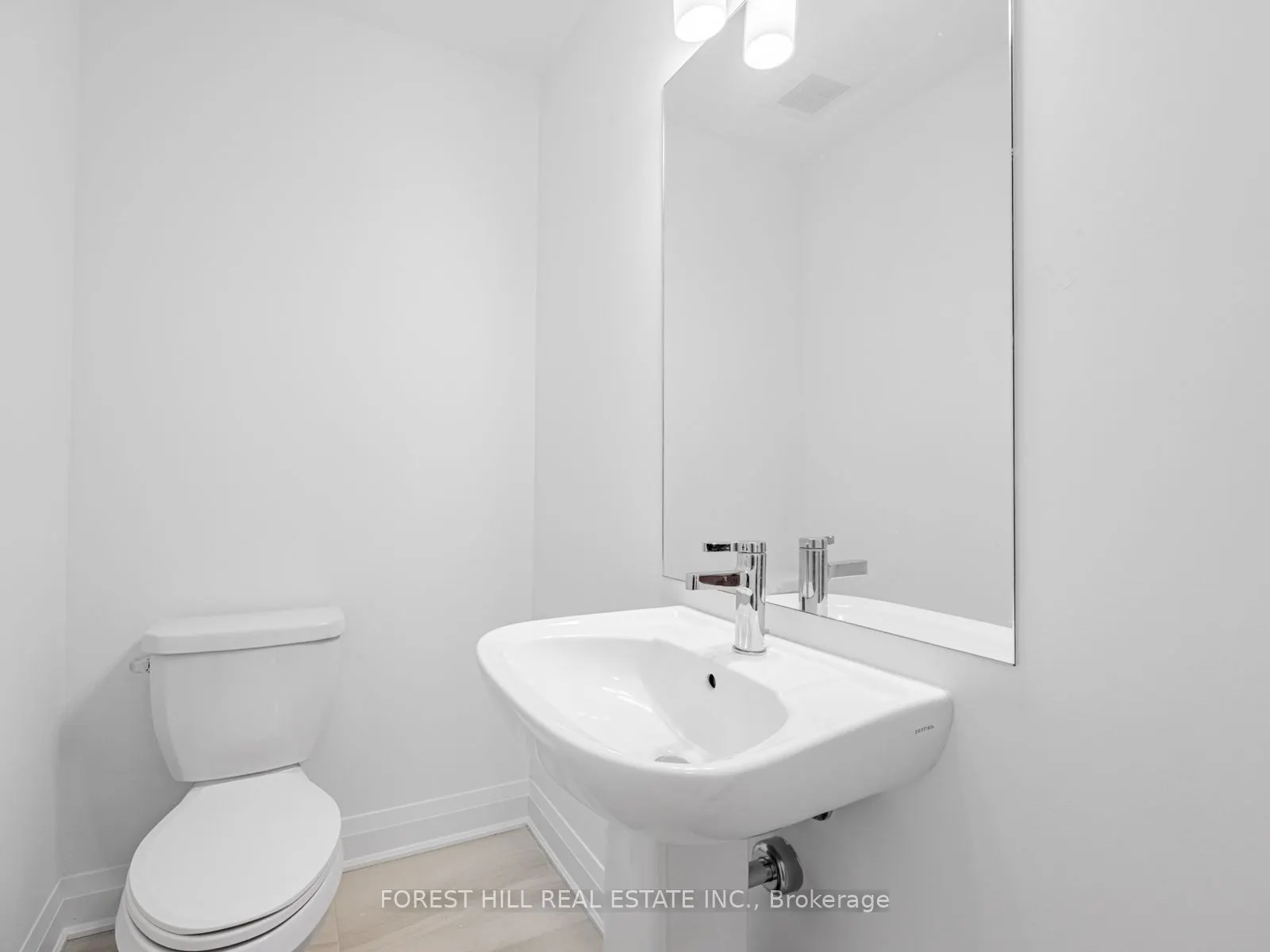 52 Burleigh Mews