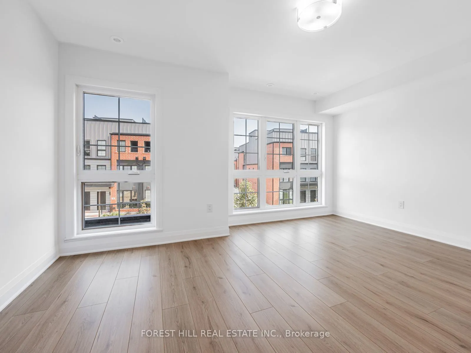 52 Burleigh Mews