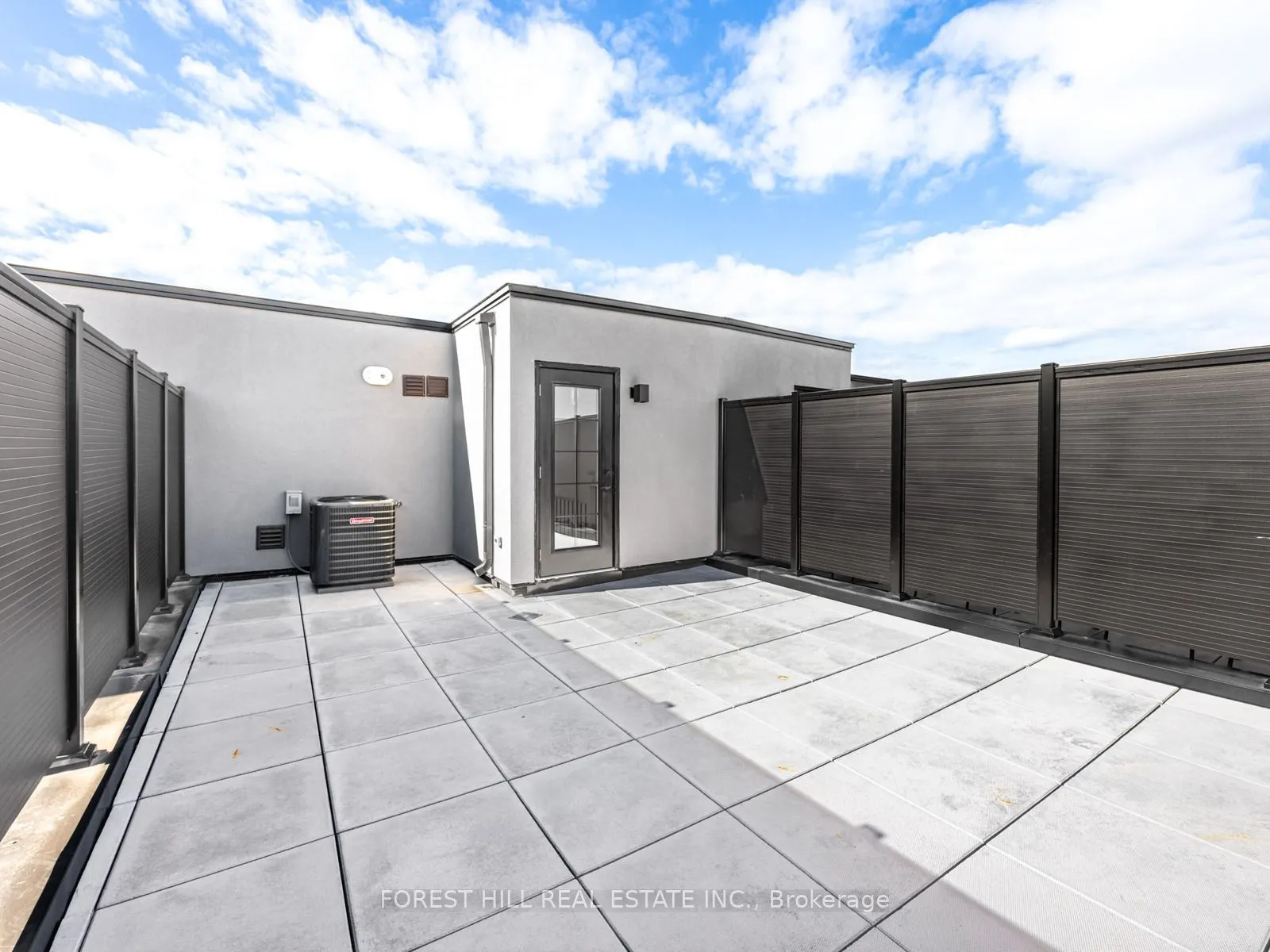 52 Burleigh Mews