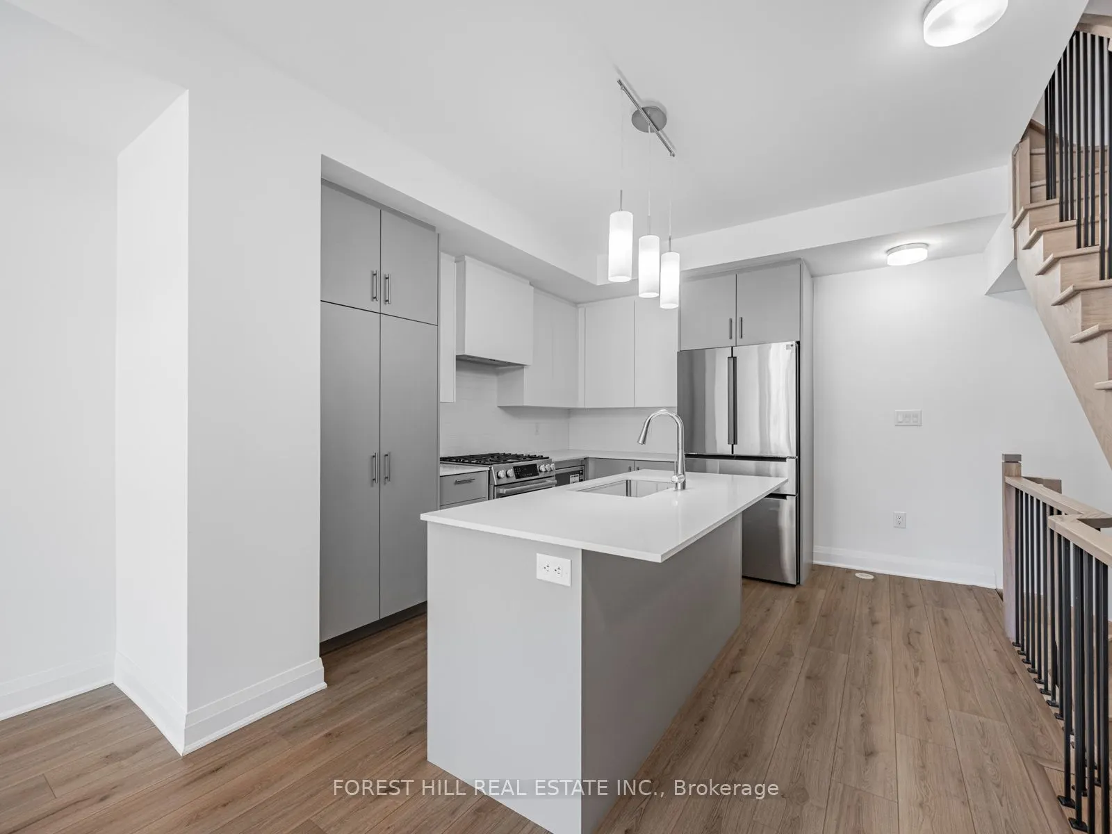 52 Burleigh Mews