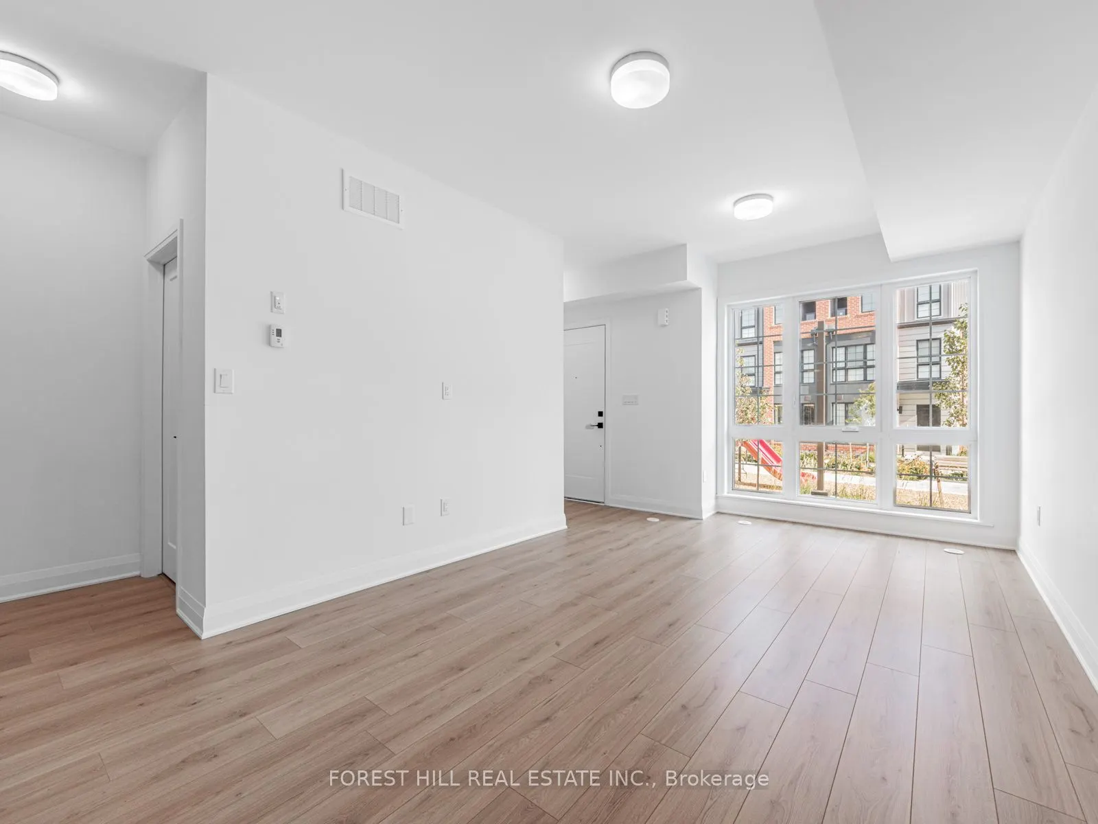 52 Burleigh Mews