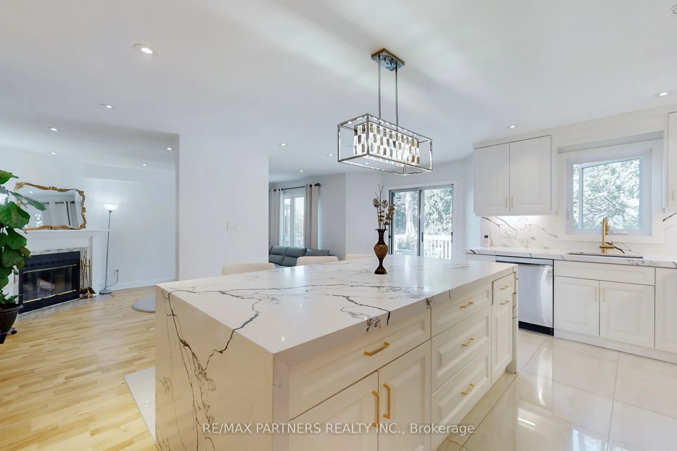 26 Sandfield Drive