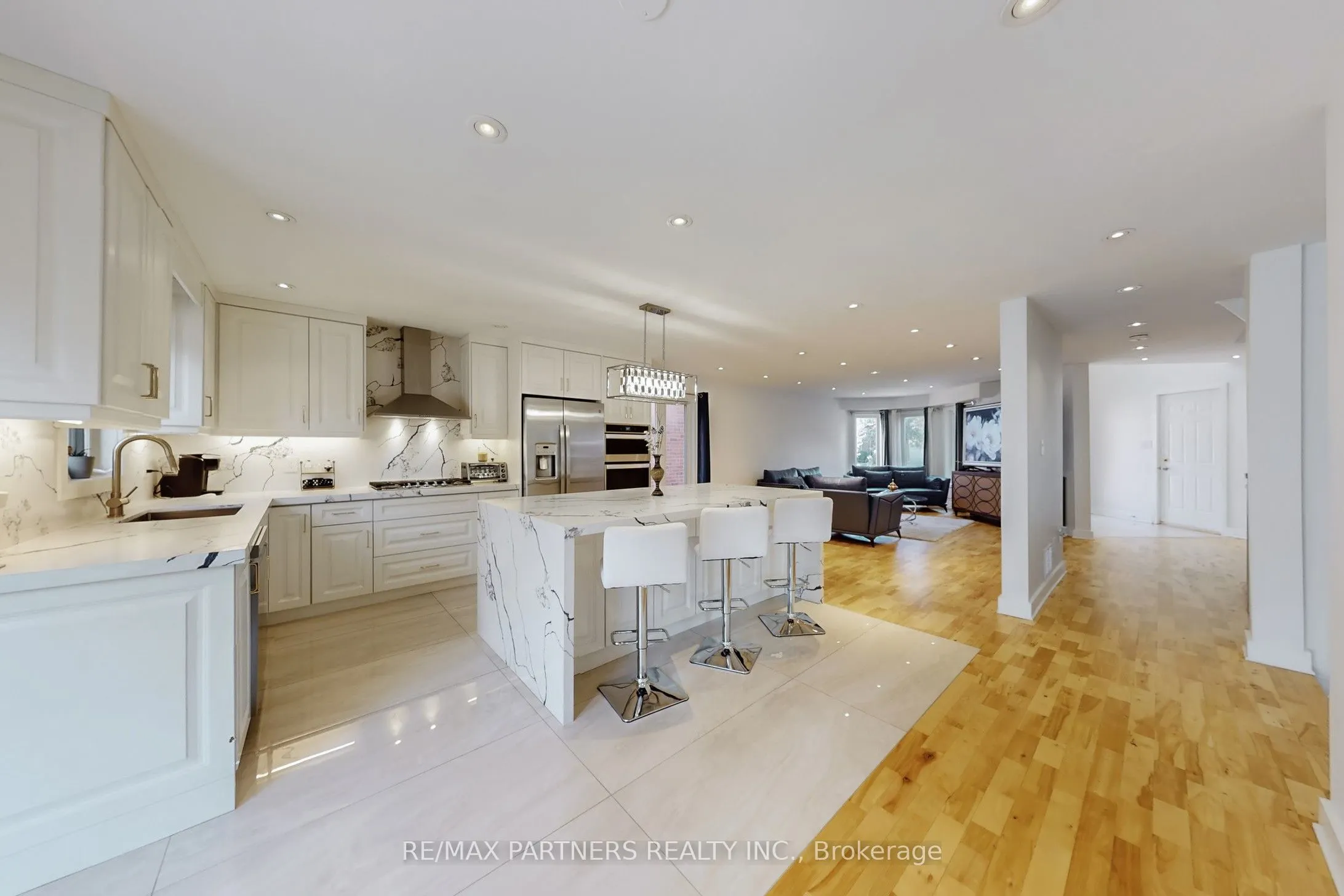 26 Sandfield Drive