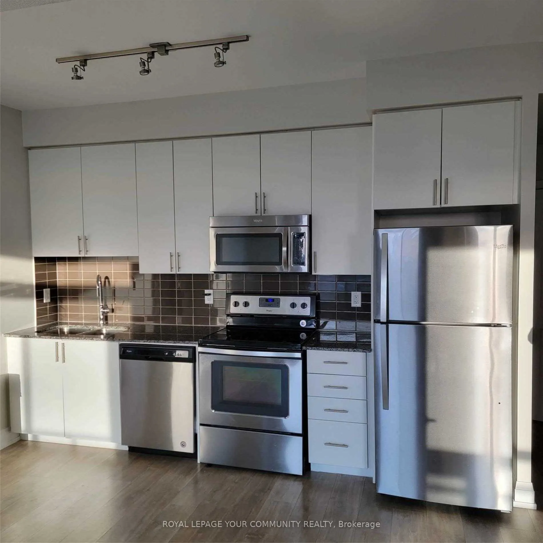 7890 Bathurst Street, #2506