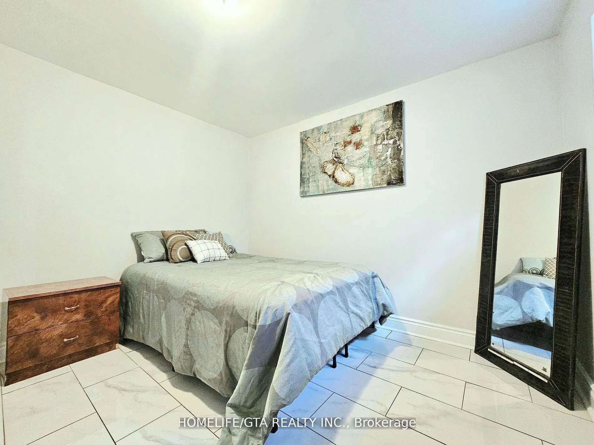 79 Worthing Avenue