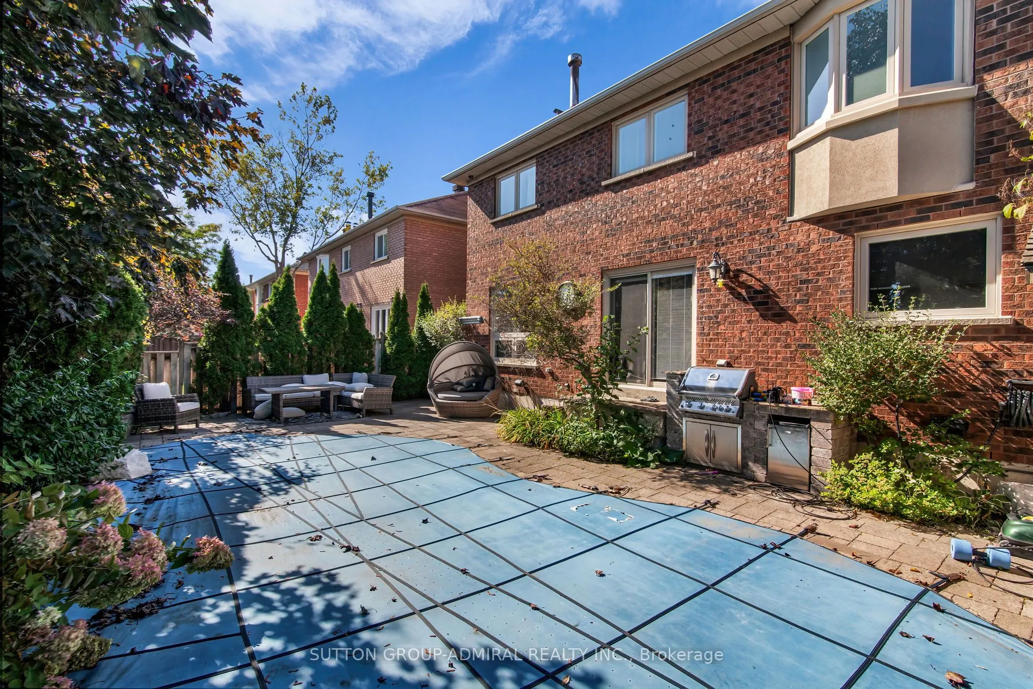 25 Grenadier Crescent