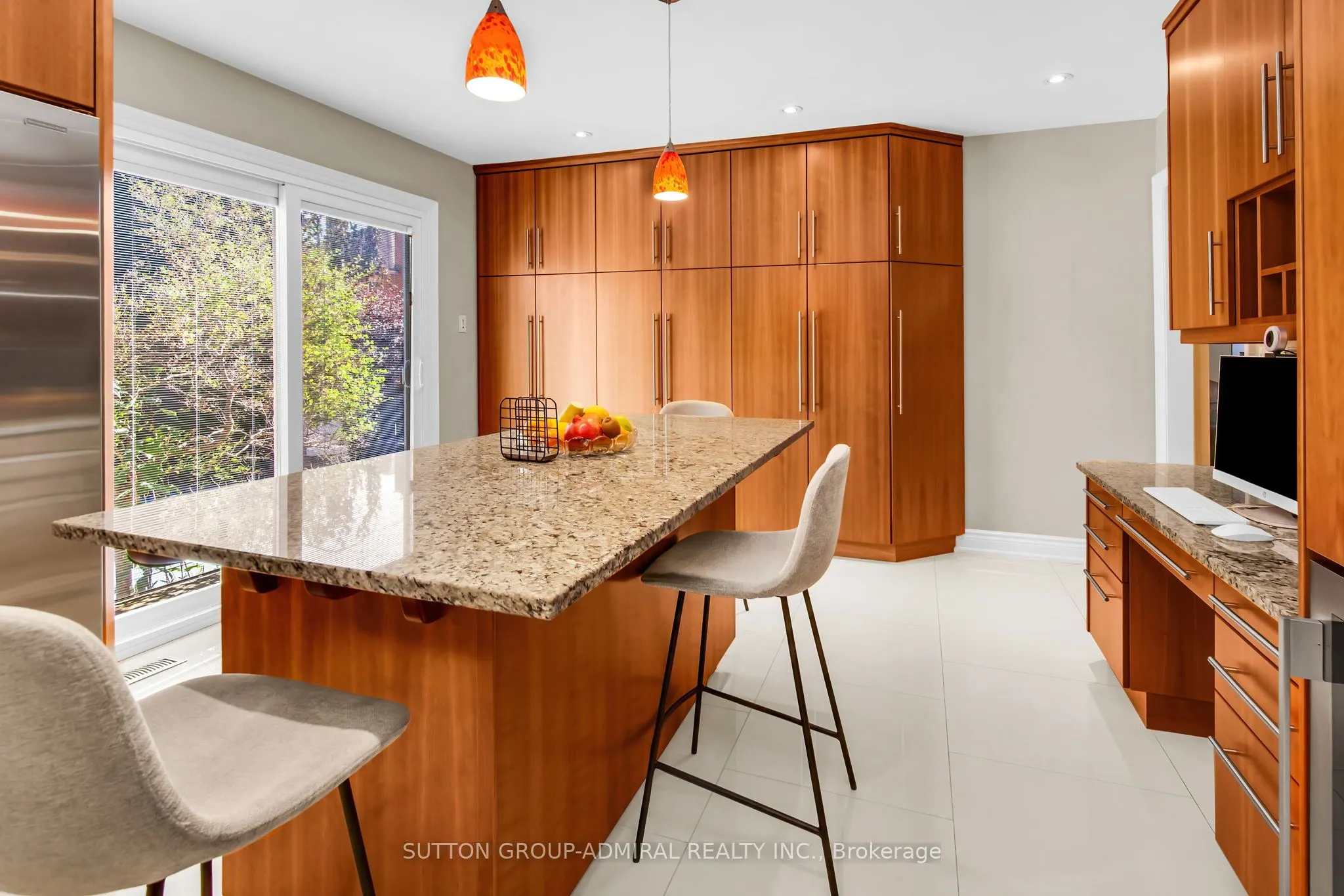 25 Grenadier Crescent