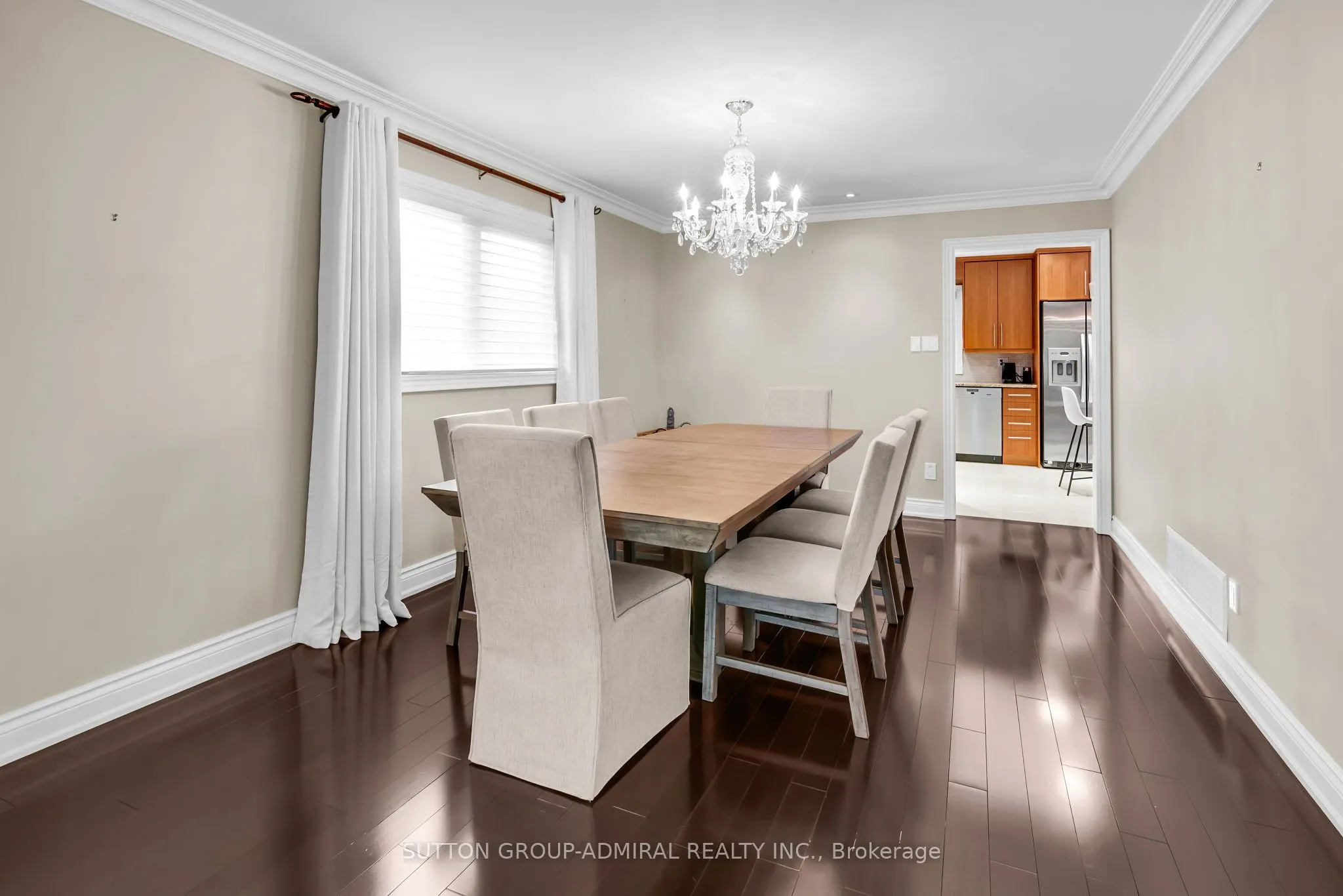 25 Grenadier Crescent