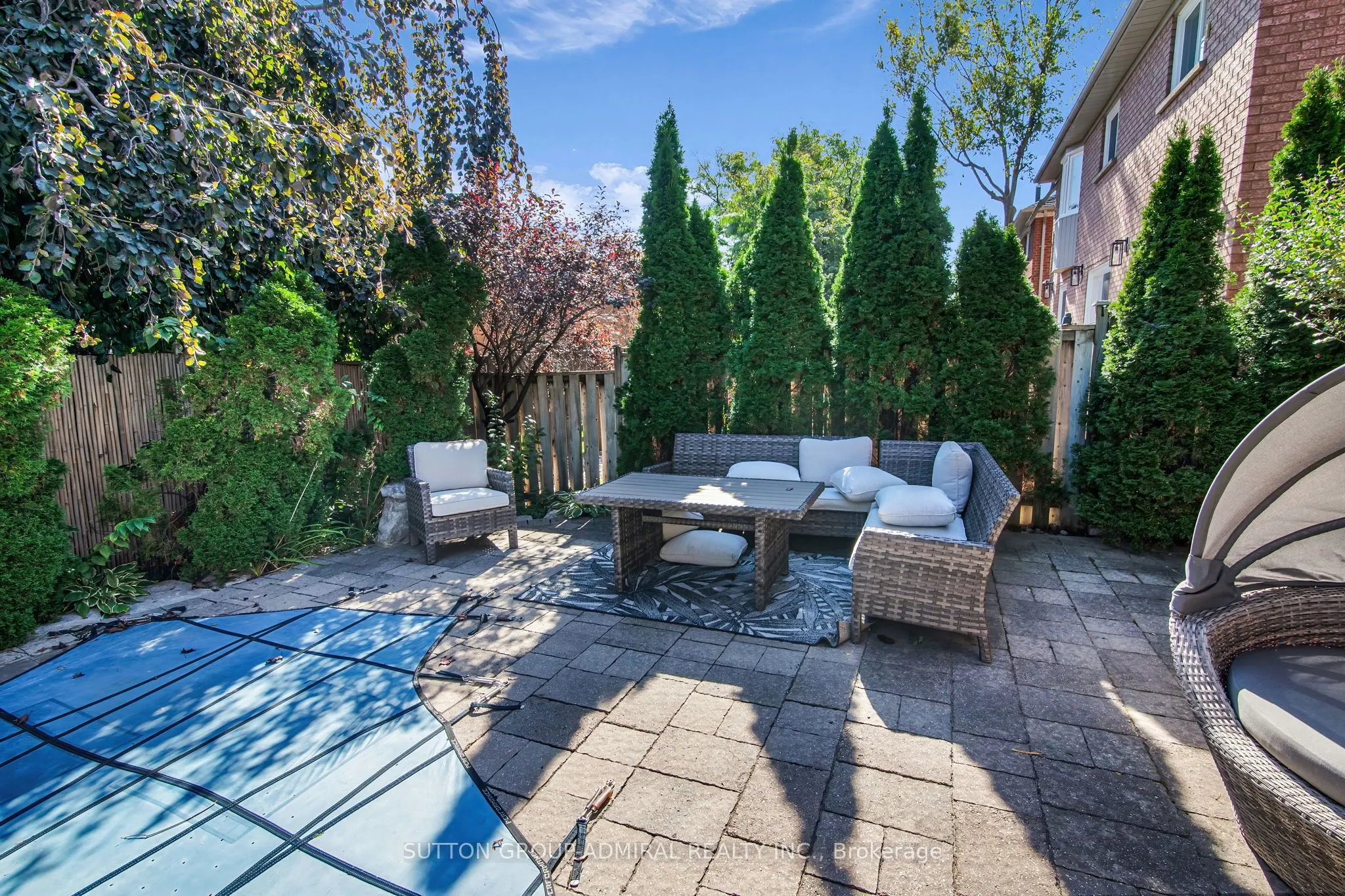 25 Grenadier Crescent