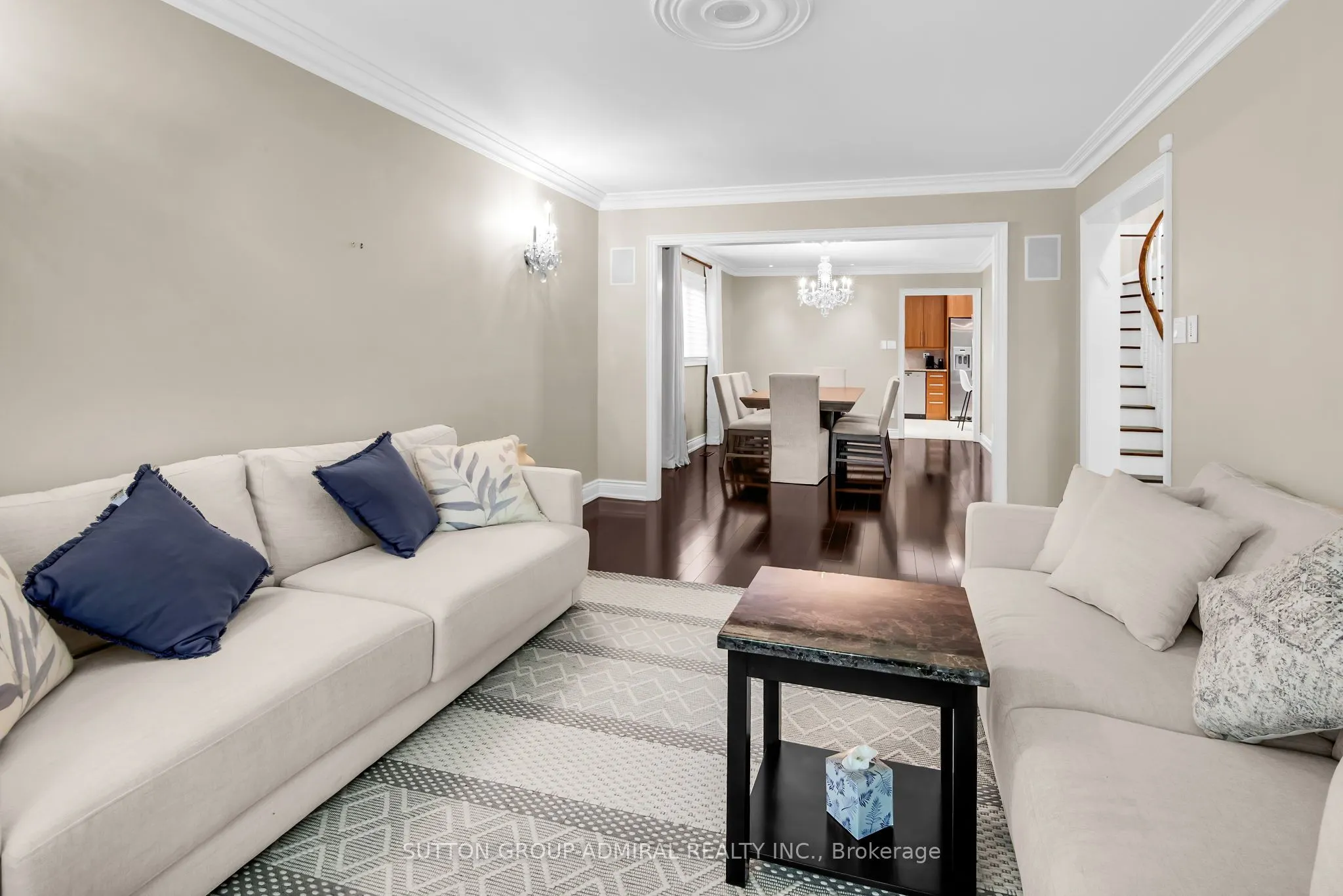 25 Grenadier Crescent