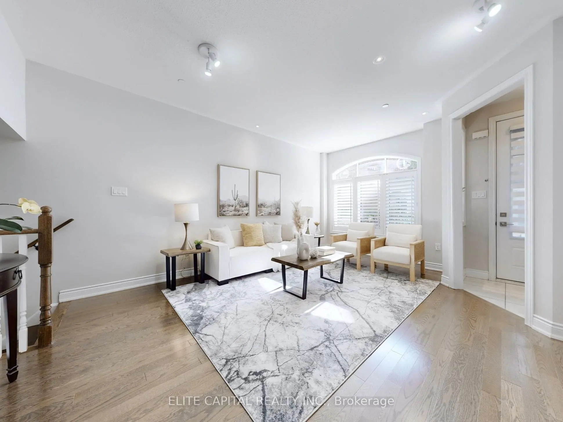 1331 Major Mackenzie Drive, #31