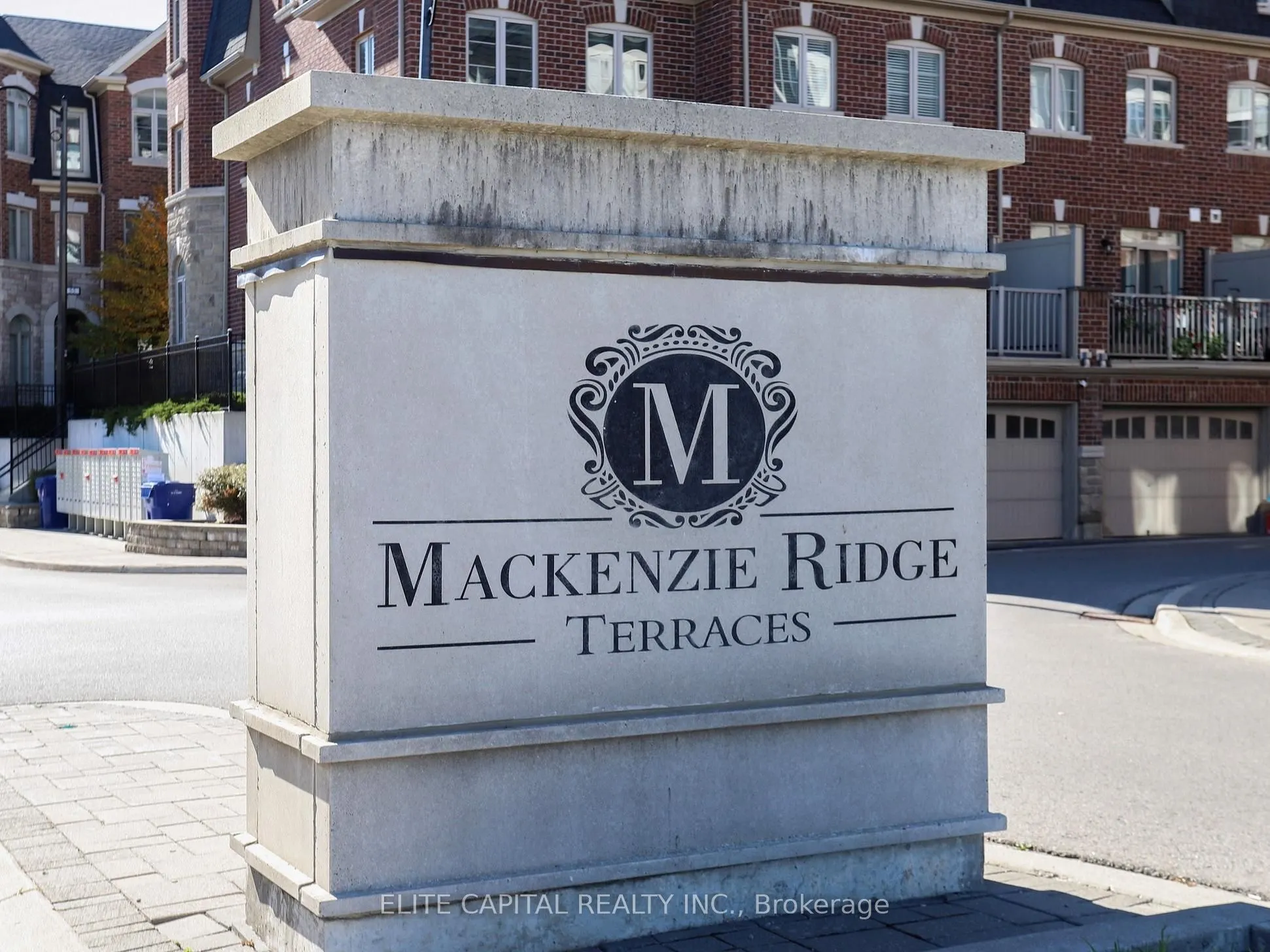 1331 Major Mackenzie Drive, #31