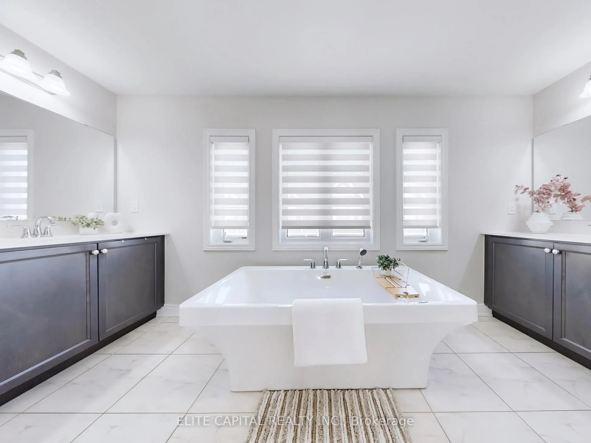 1331 Major Mackenzie Drive, #31