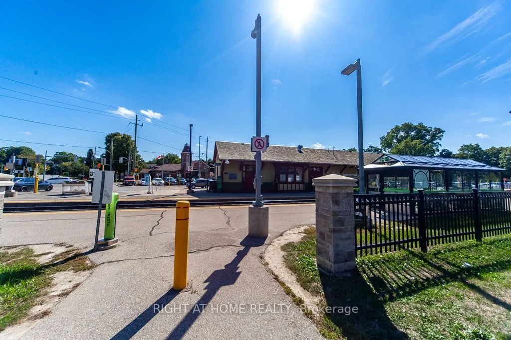 2 Peter Street, #Unit B