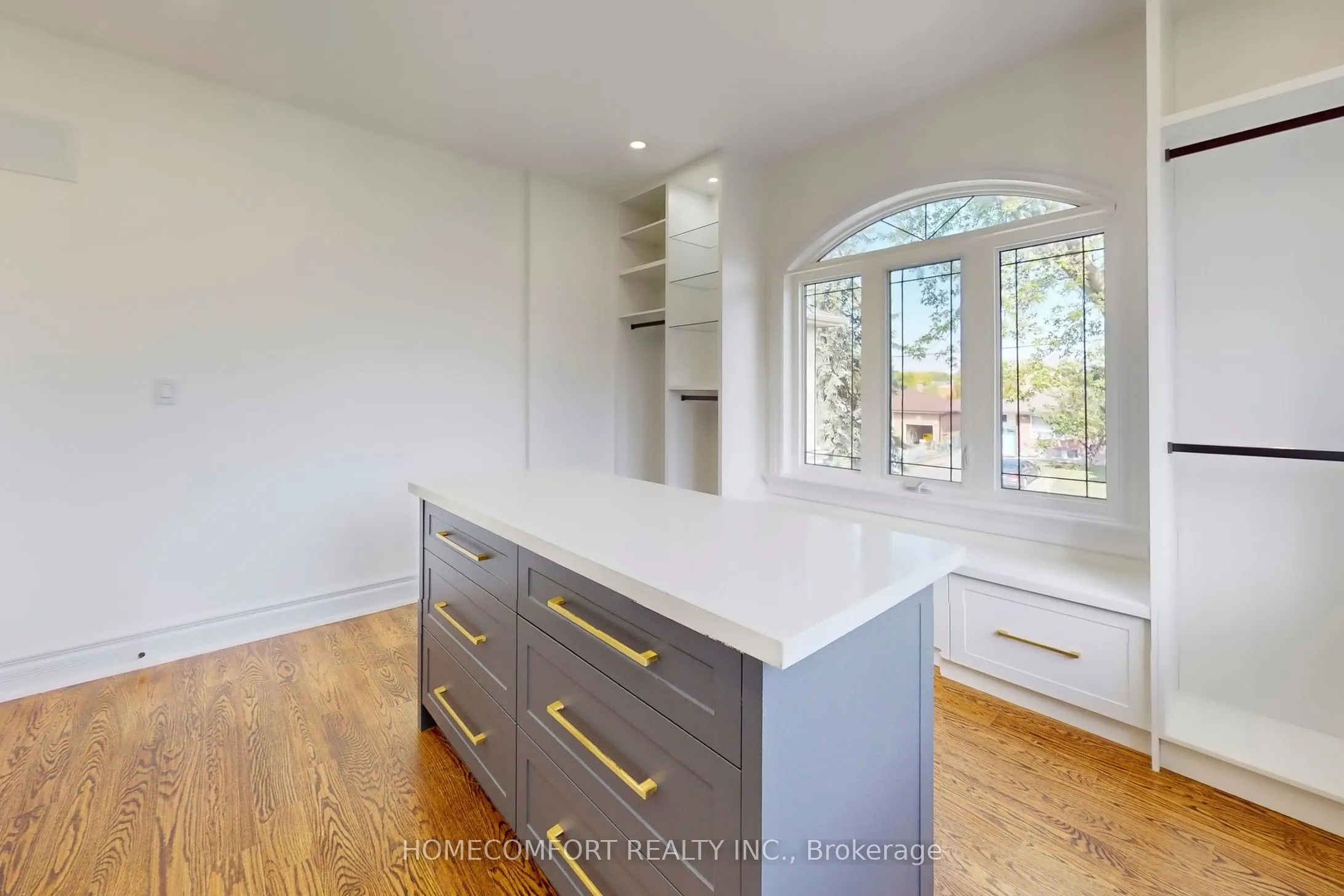 11 Abercorn Road