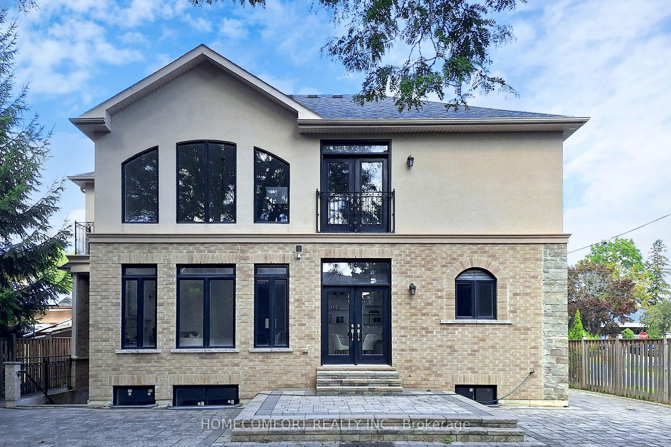 11 Abercorn Road