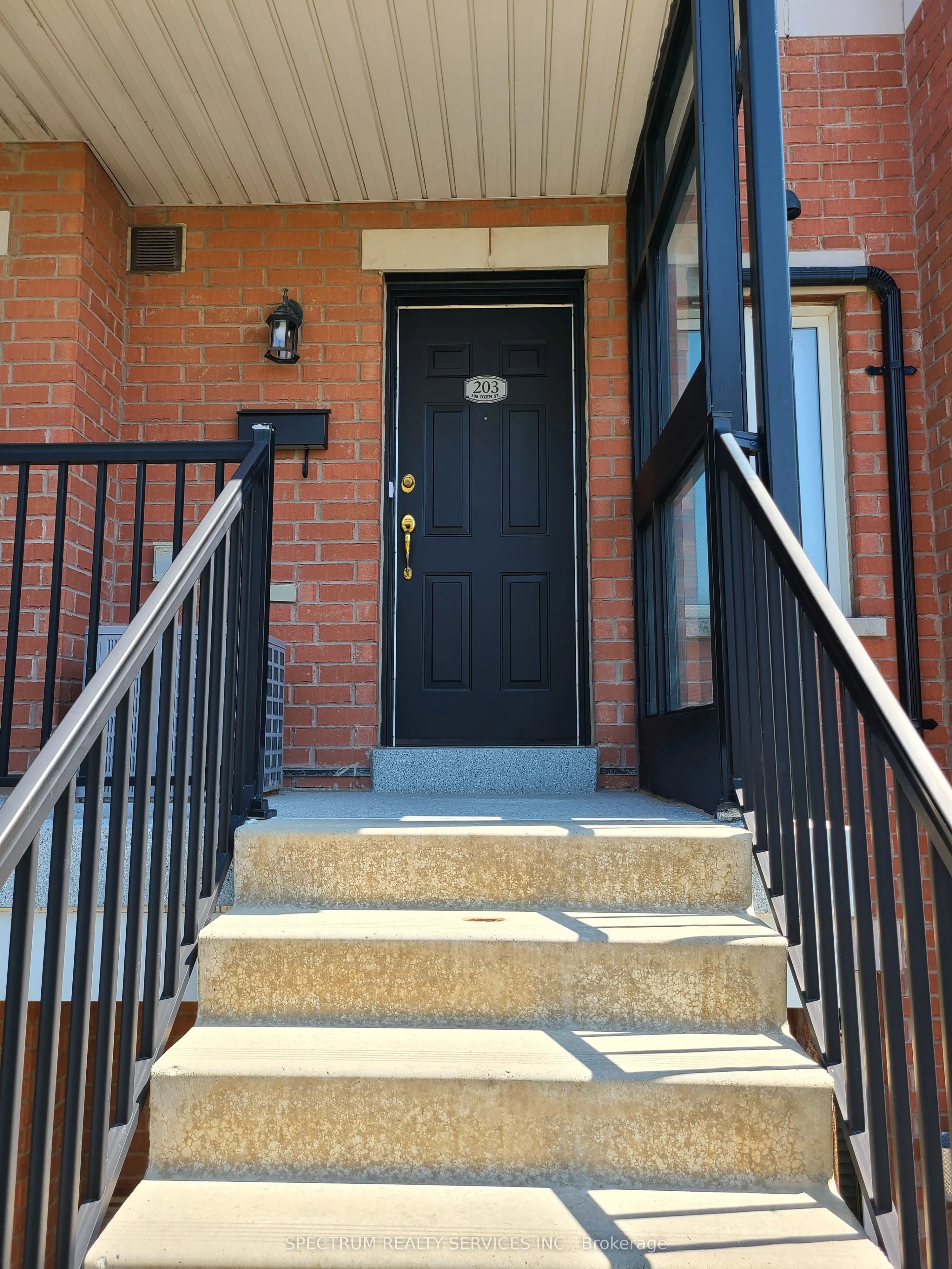 308 John Street, #203
