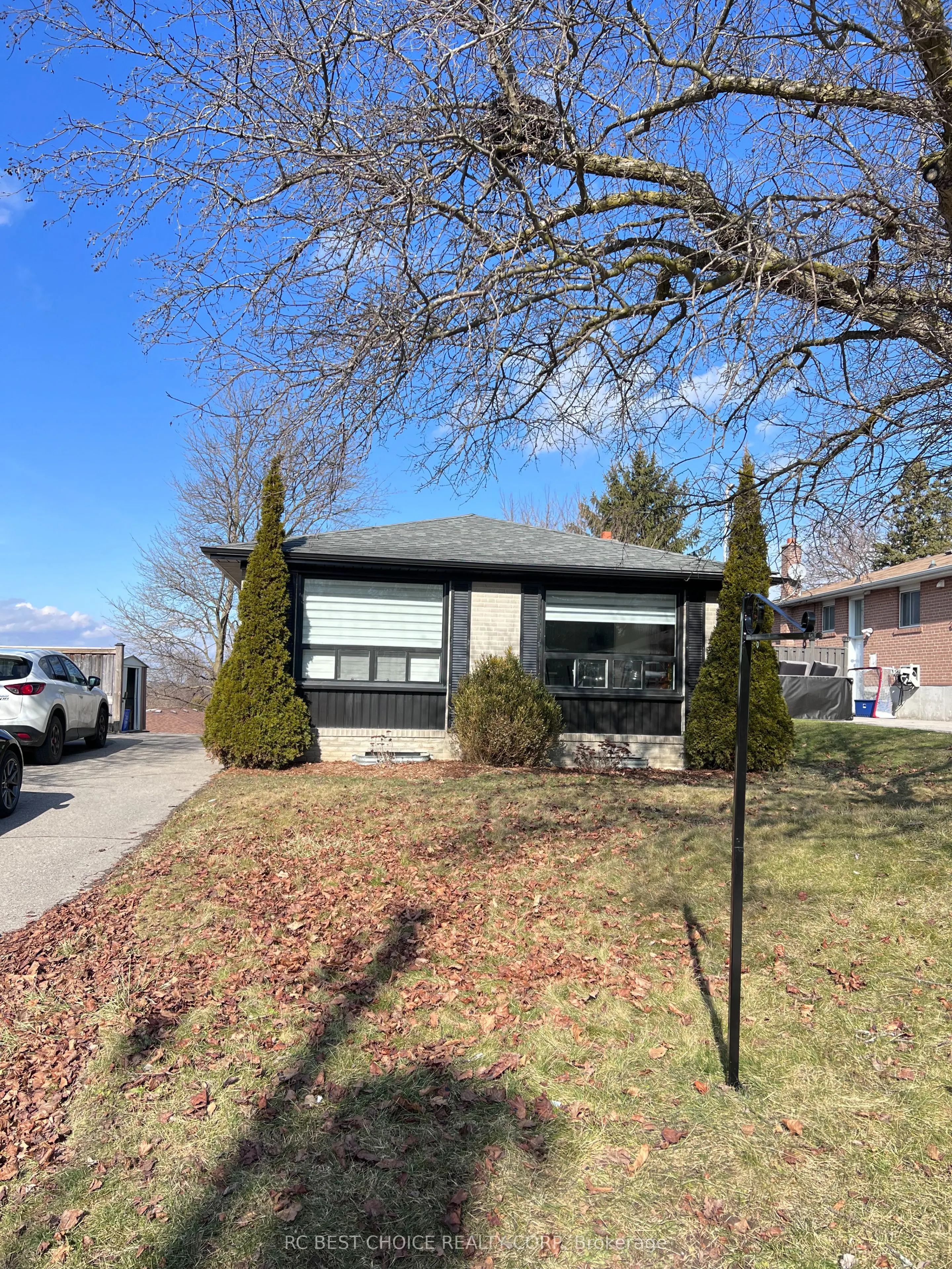 747 Botany Hill Crescent, #B