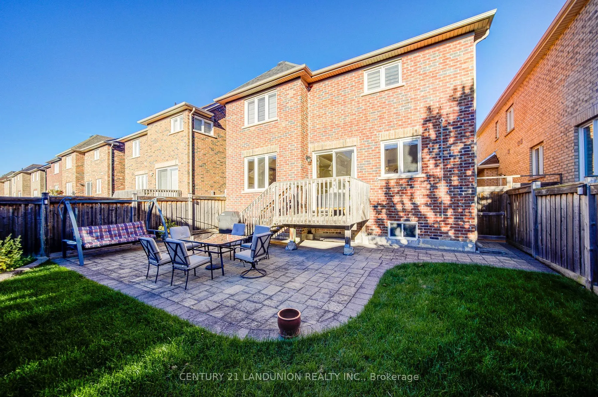 60 James Joyce Drive